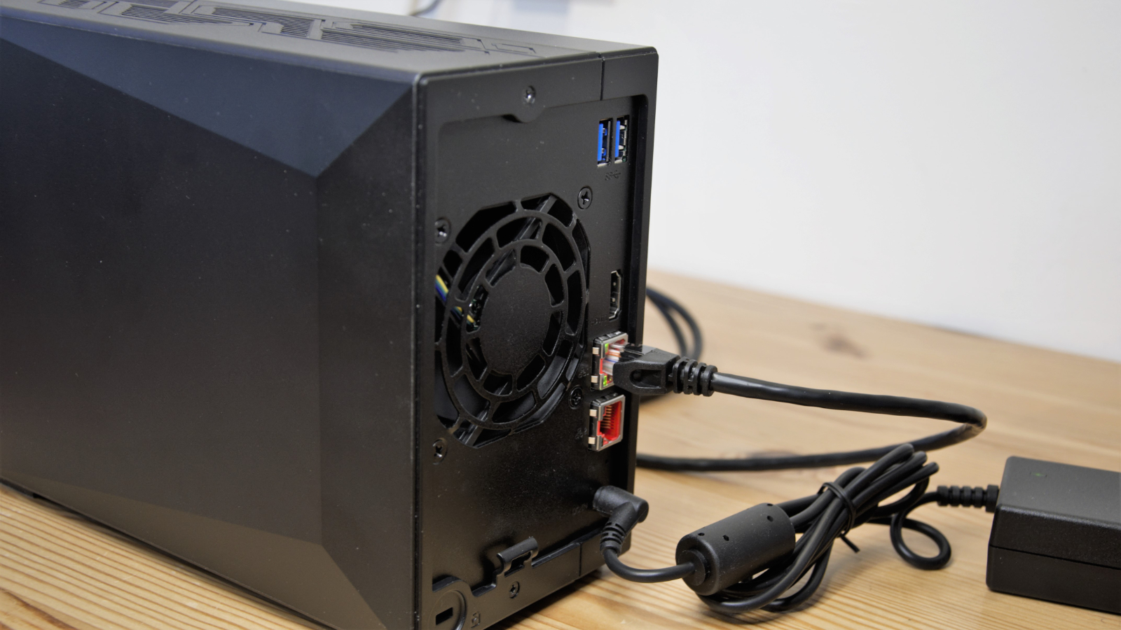 Asustor Nimbustor 2 Gen2 AS5402T Review: Redesigned From the