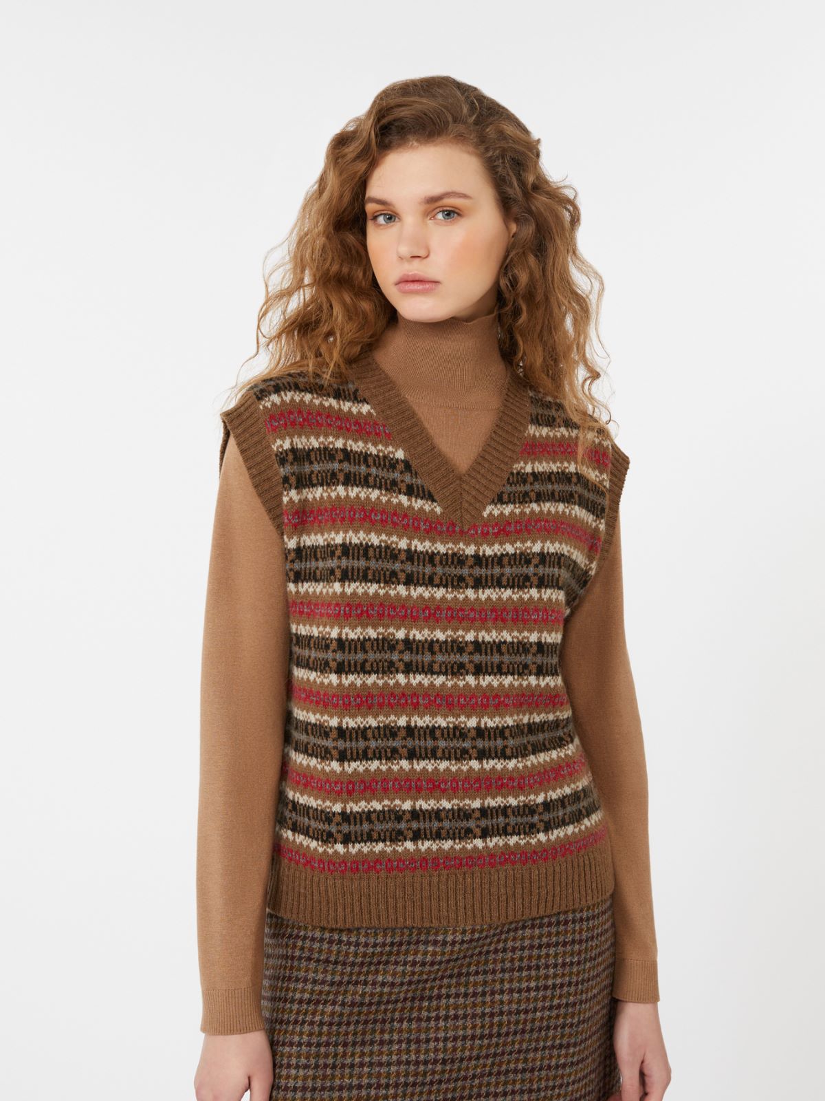 Wool and alpaca jacquard gilet, camel | Weekend Max Mara
