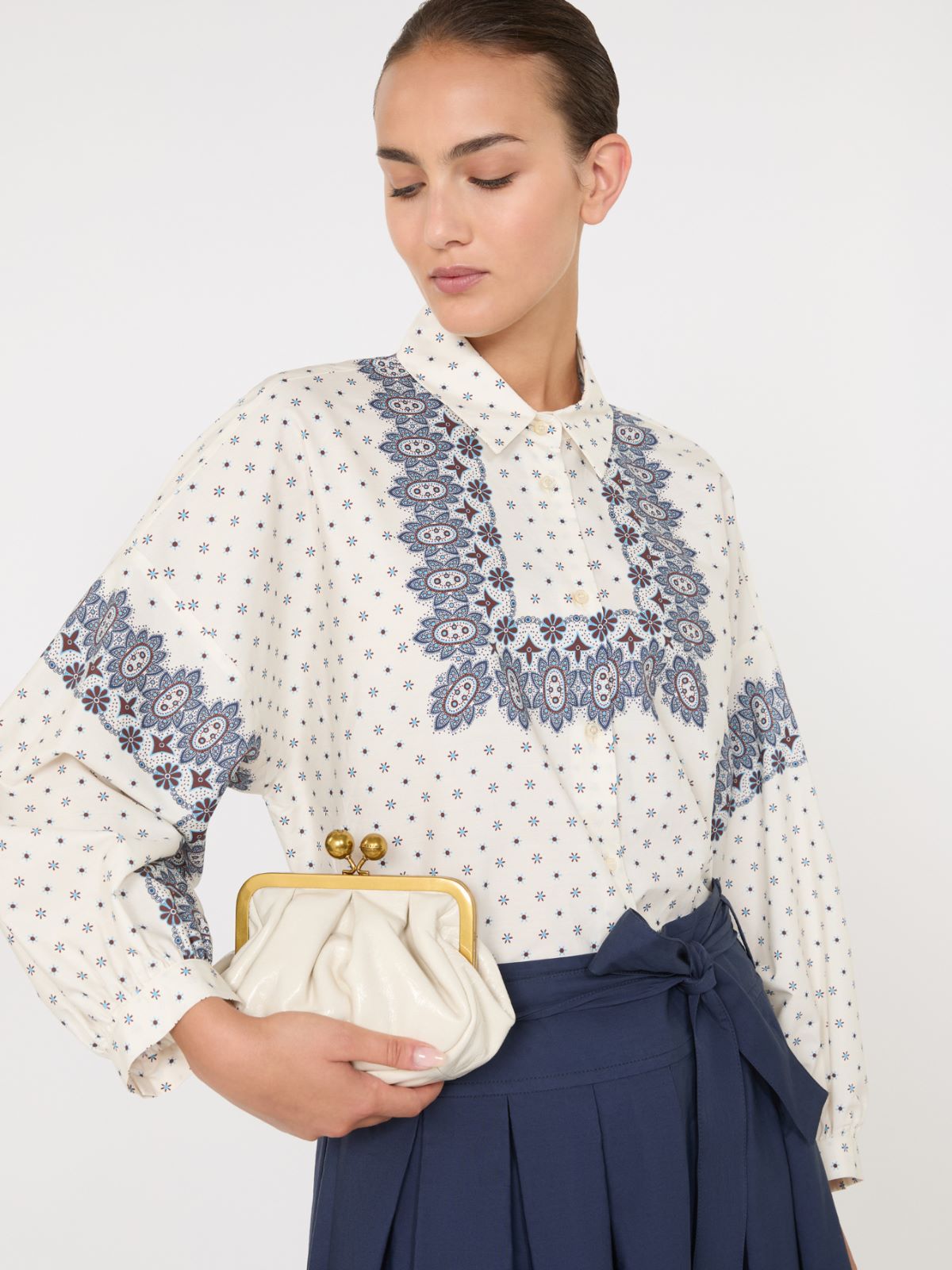 Small crinkled leather Pasticcino Bag, milk | Weekend Max Mara