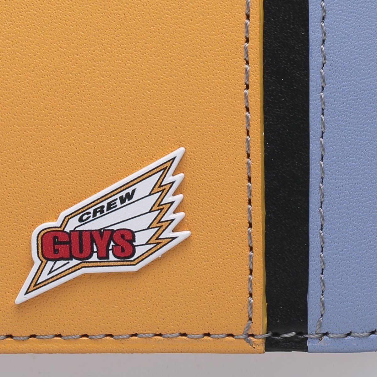 ウルトラマンメビウス 本革二つ折り財布 CREW GUYSモデル