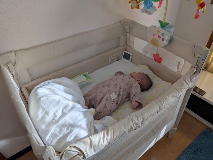 アップリカココネルエアーAB[ベビーベッド 【美品】アップリカココネル