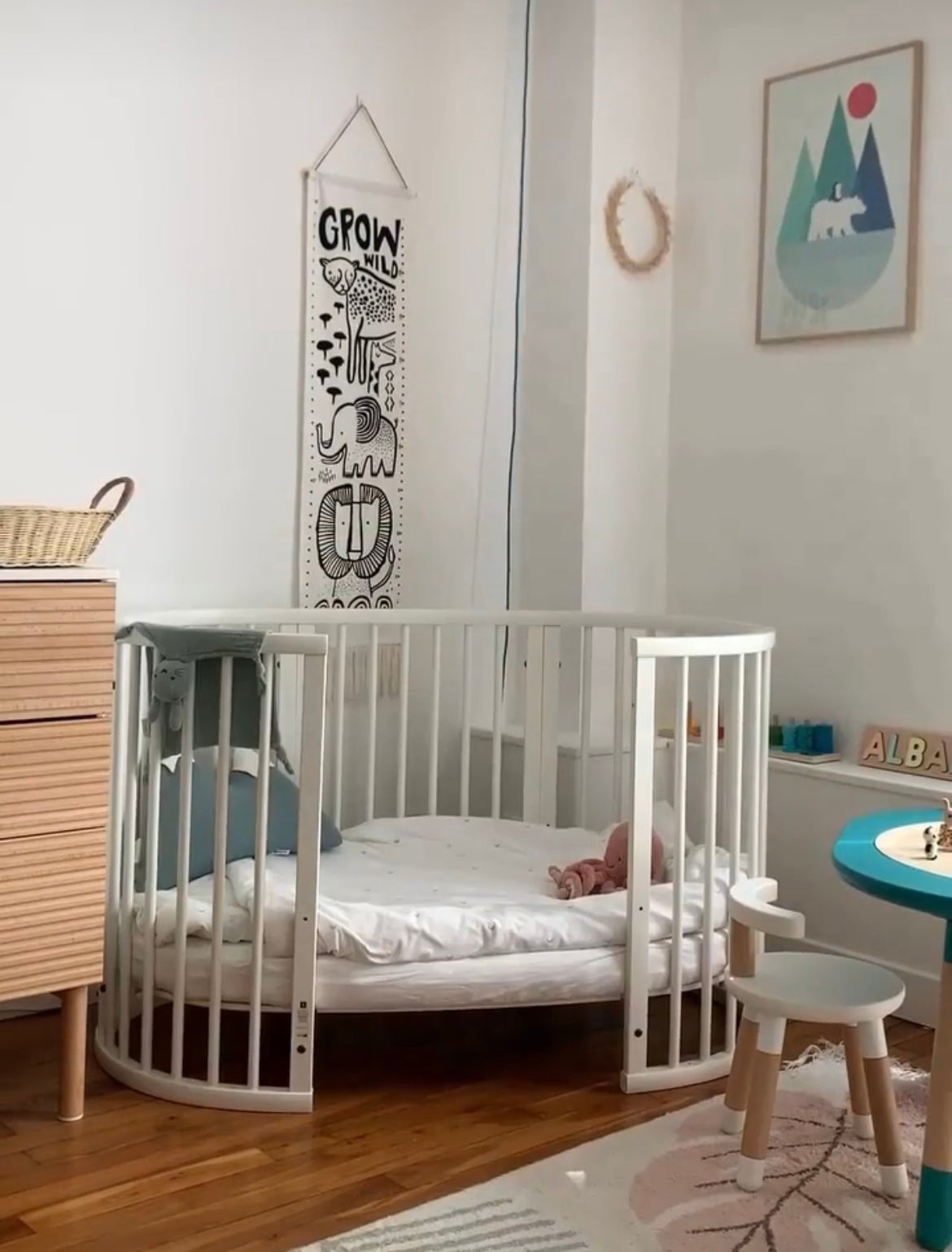 Stokke Sleepi Convertible Crib – Baby Grand