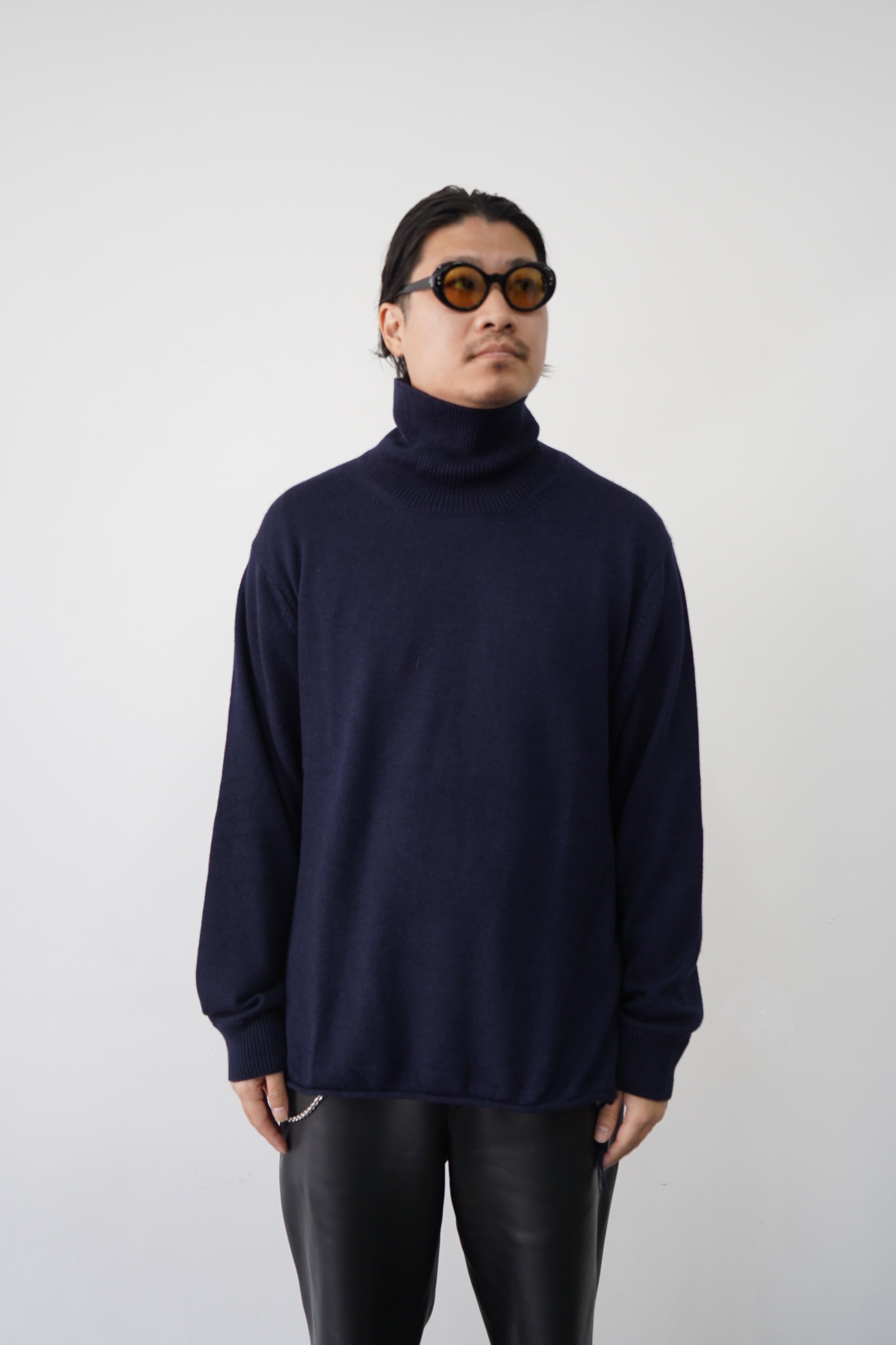 MAATEE&SONS / EX. CASHMERE SILK TURTLE KNIT(DENIM) | LiNN