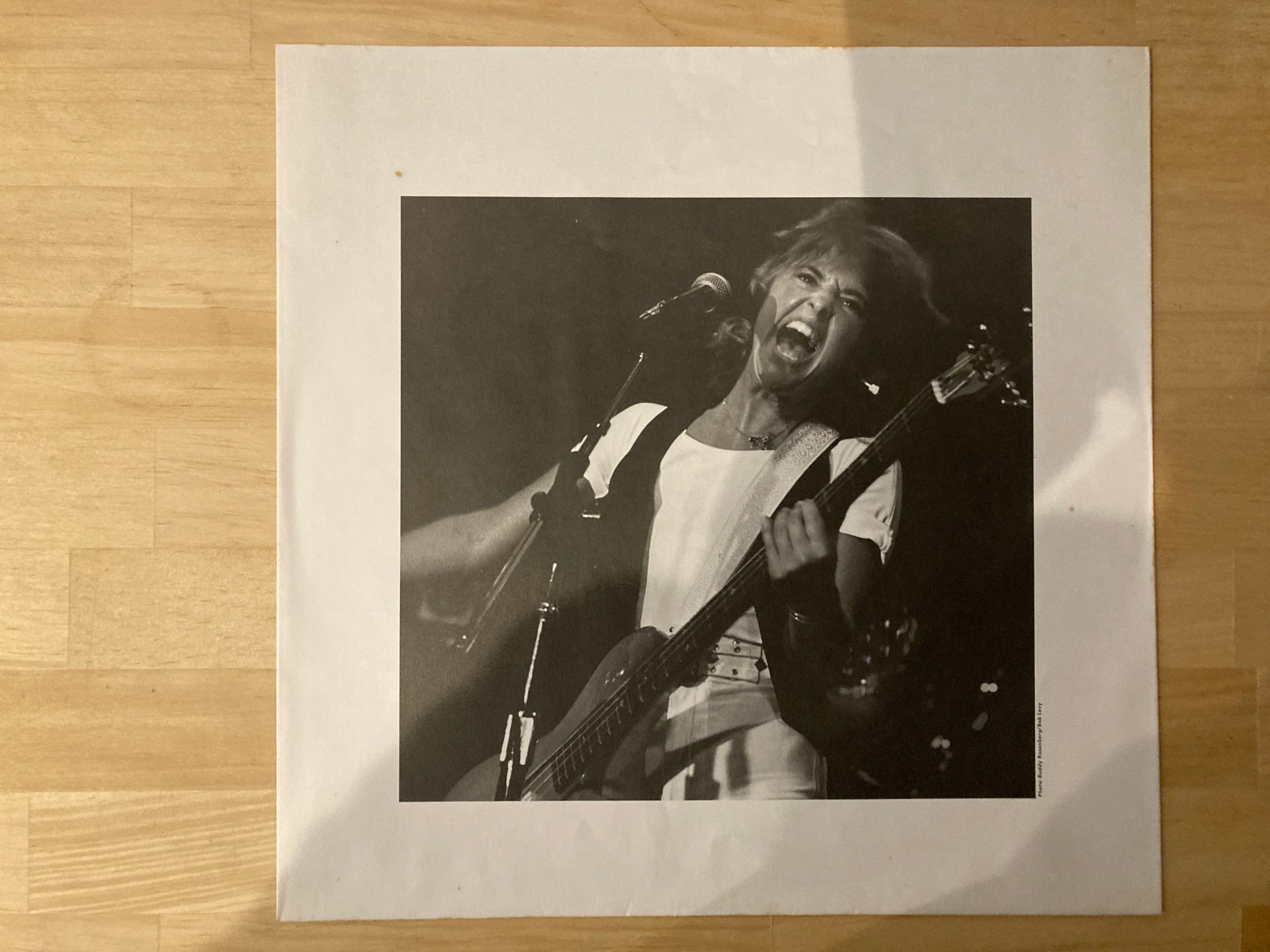 SUZI QUATRO / ROCK HARD | sixteen records (シックスティーンレコード)