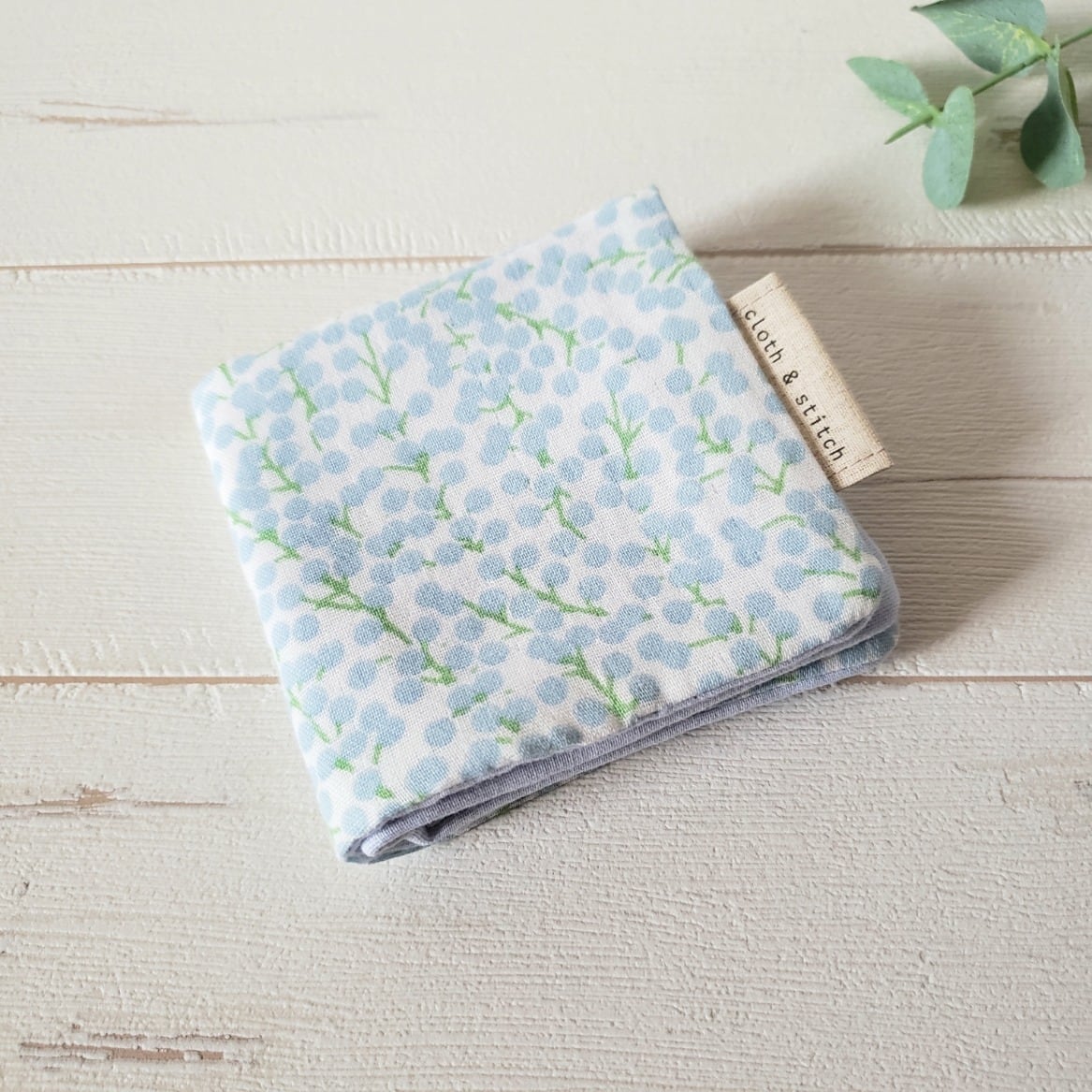 422c3c54110f034c22d9e4bab09c13