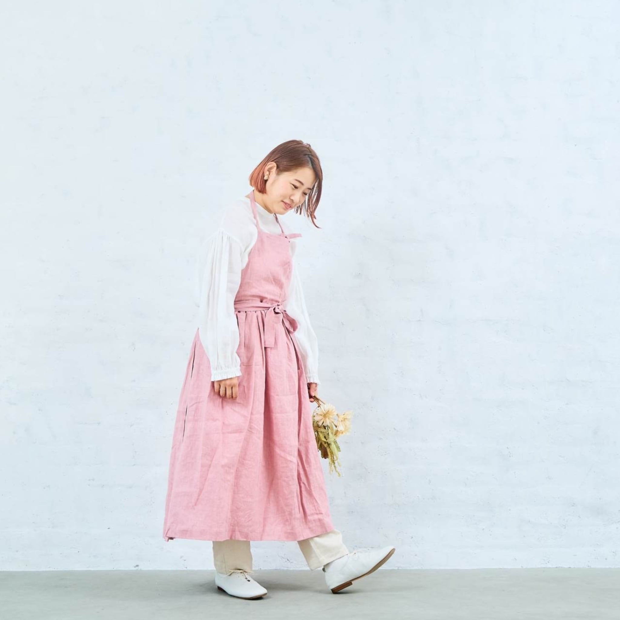 TUTIE.コラボ リネンキャンバスムジ エプロンワンピース. | ロス