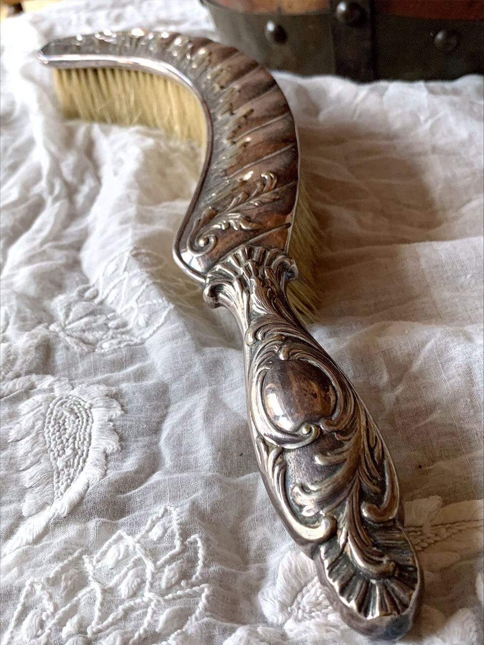 シルバーカラーダストパン ロカイユ装飾 パンくず取り テーブルブラシ