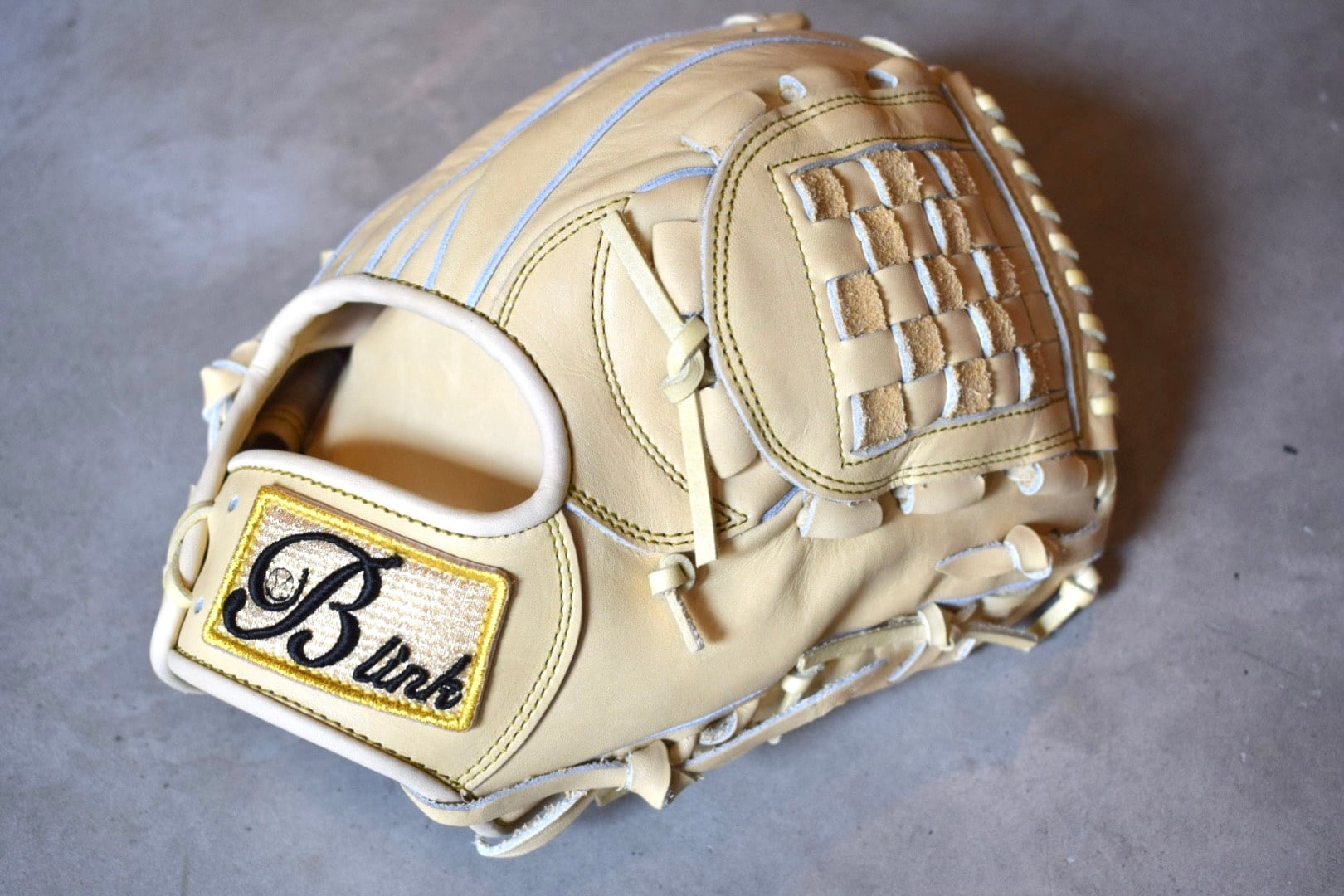 ディアマンテ 硬式内野手用 小指2本限定モデル 型付け済 ディアマンテ