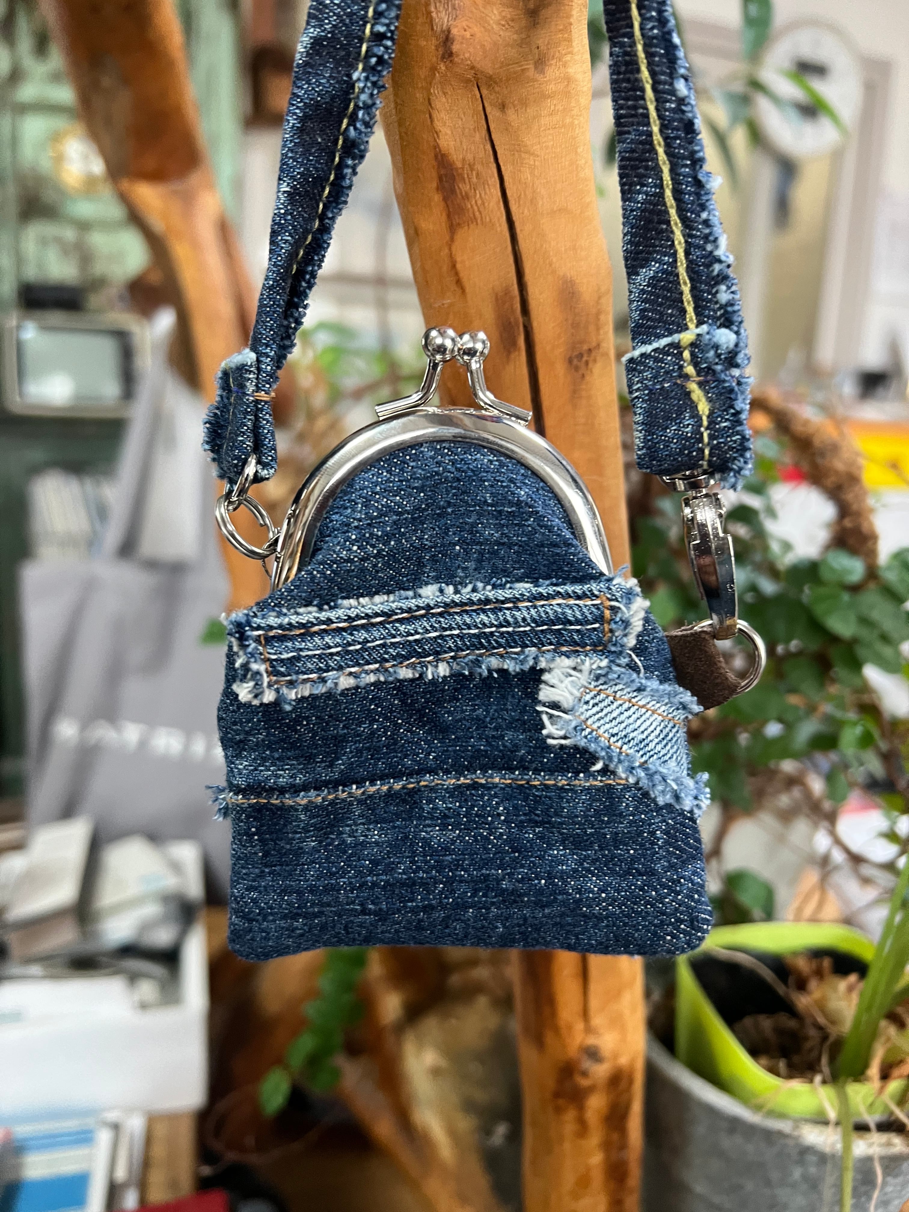 デニムリメイクハンドメイド ミニがま口ポーチ | 蜂蜜とデニムリメイク