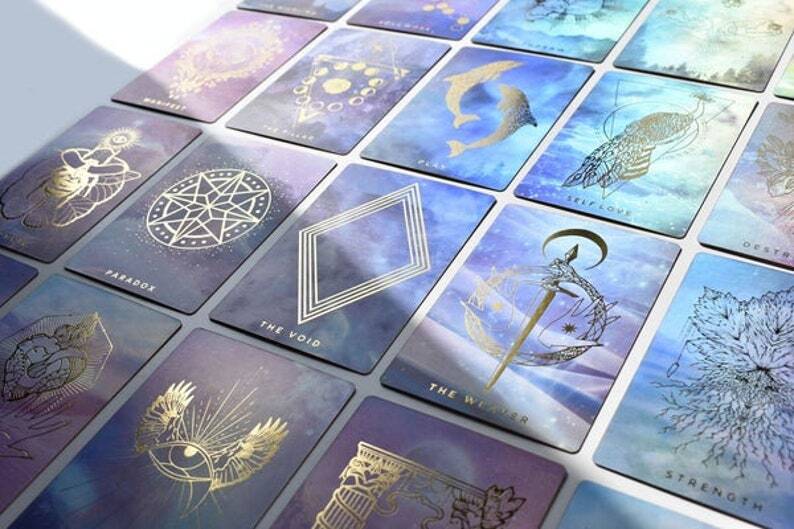 1点 約1〜3日以内の発送お手続き】THREADS OF FATE ORACLE CARDS