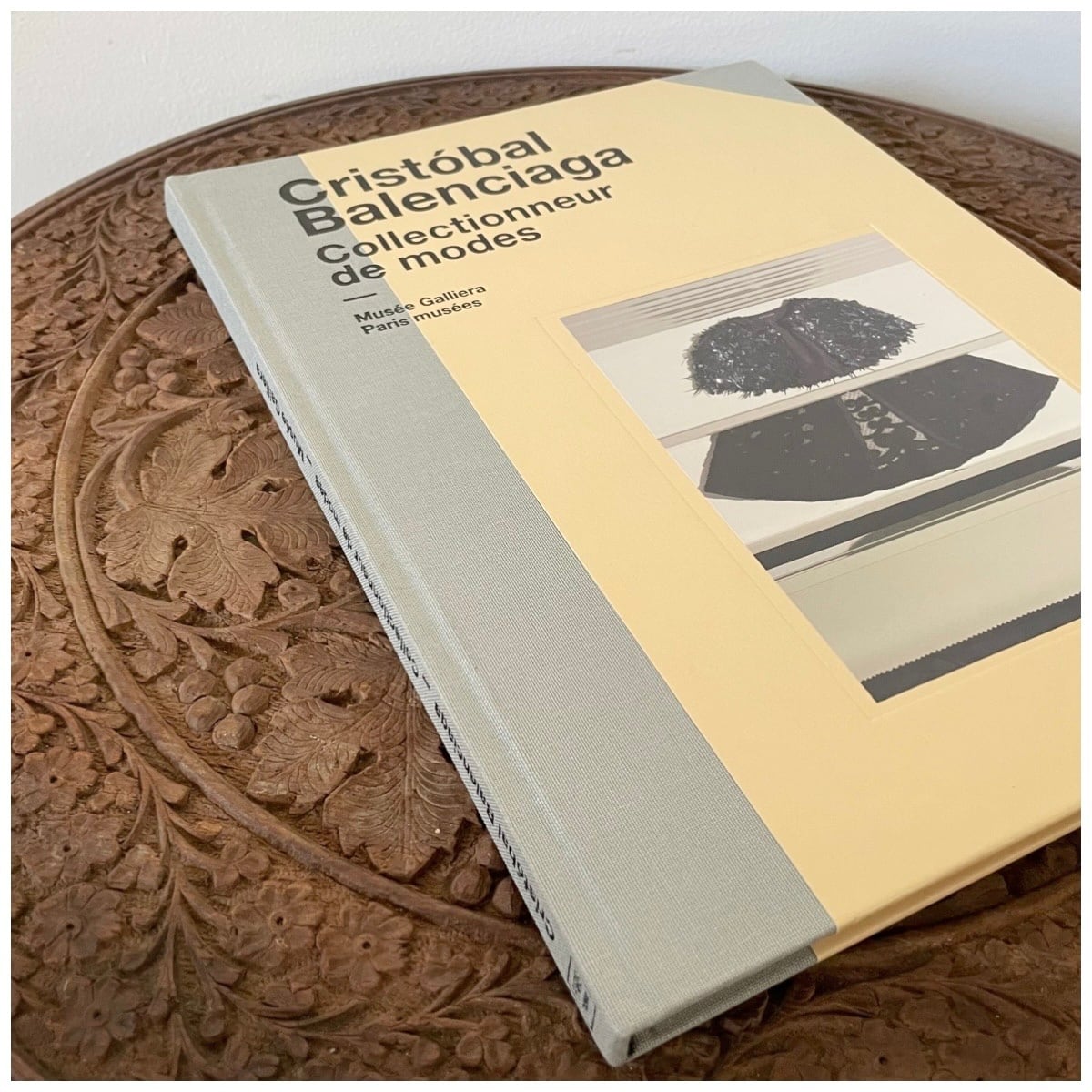 古書 洋書 Cristobal balenciaga collectionnur de mode クリストバル