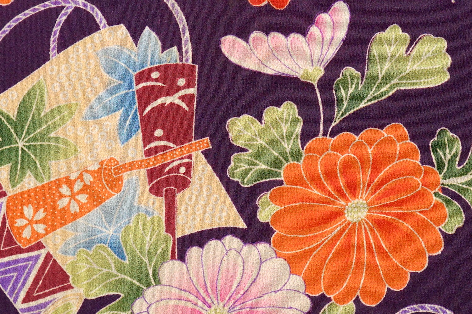 1615 長襦袢 錦紗 四季の草花 正絹 アンティーク着物 昭和レトロ