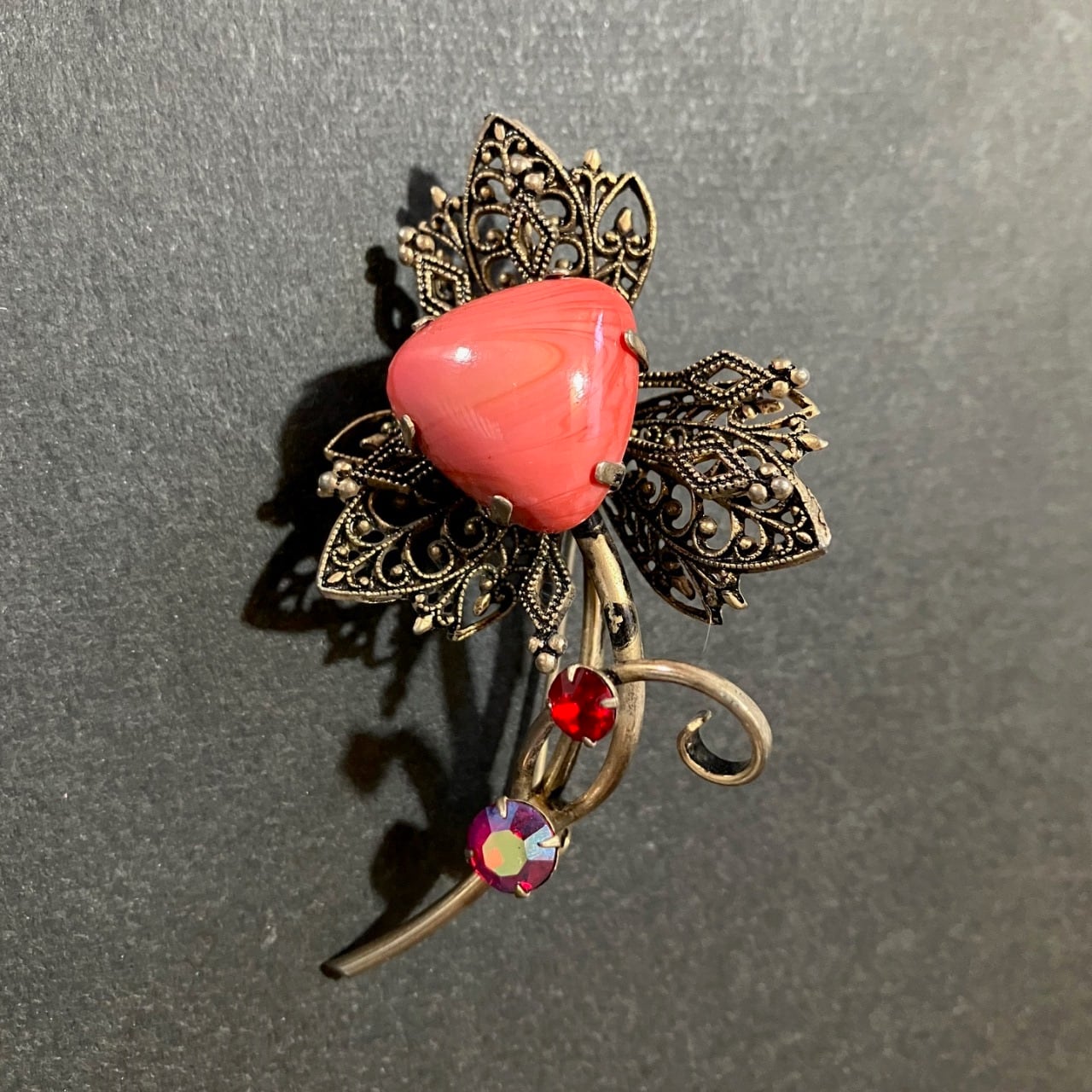 天然石 花のレトロブローチ ヴィンテージ | こりすのパン屋Base店