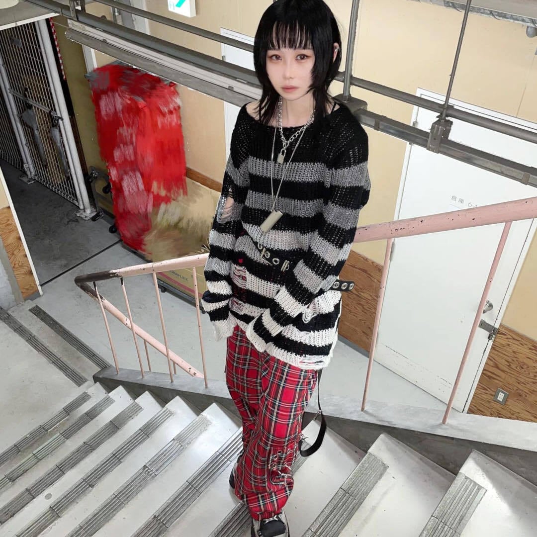 グラデ ボーダーダメージニット | VOLCAN&APHRODITE