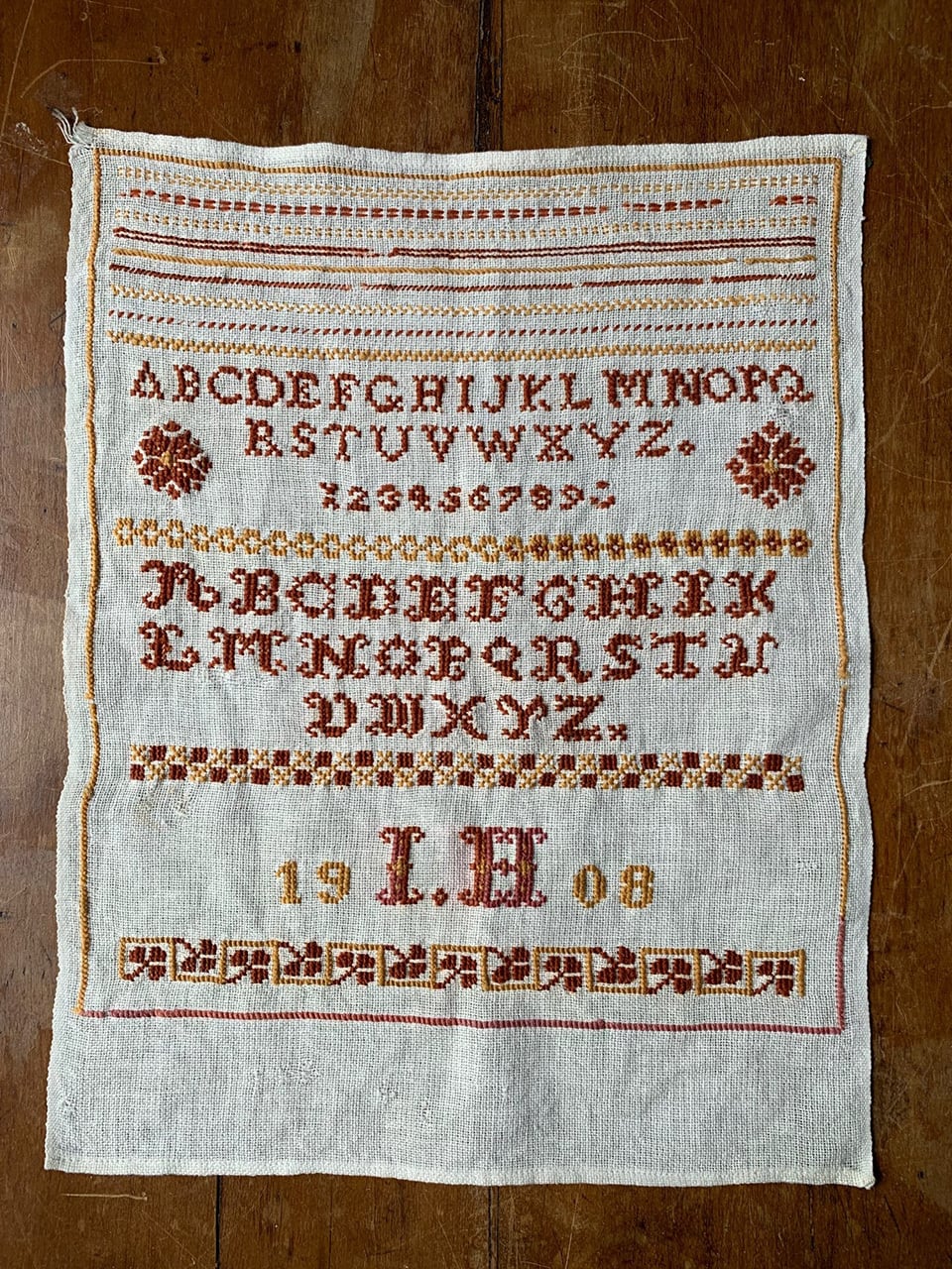 刺繍サンプラー クロスステッチ BROWN | Brocante de La Cocotte