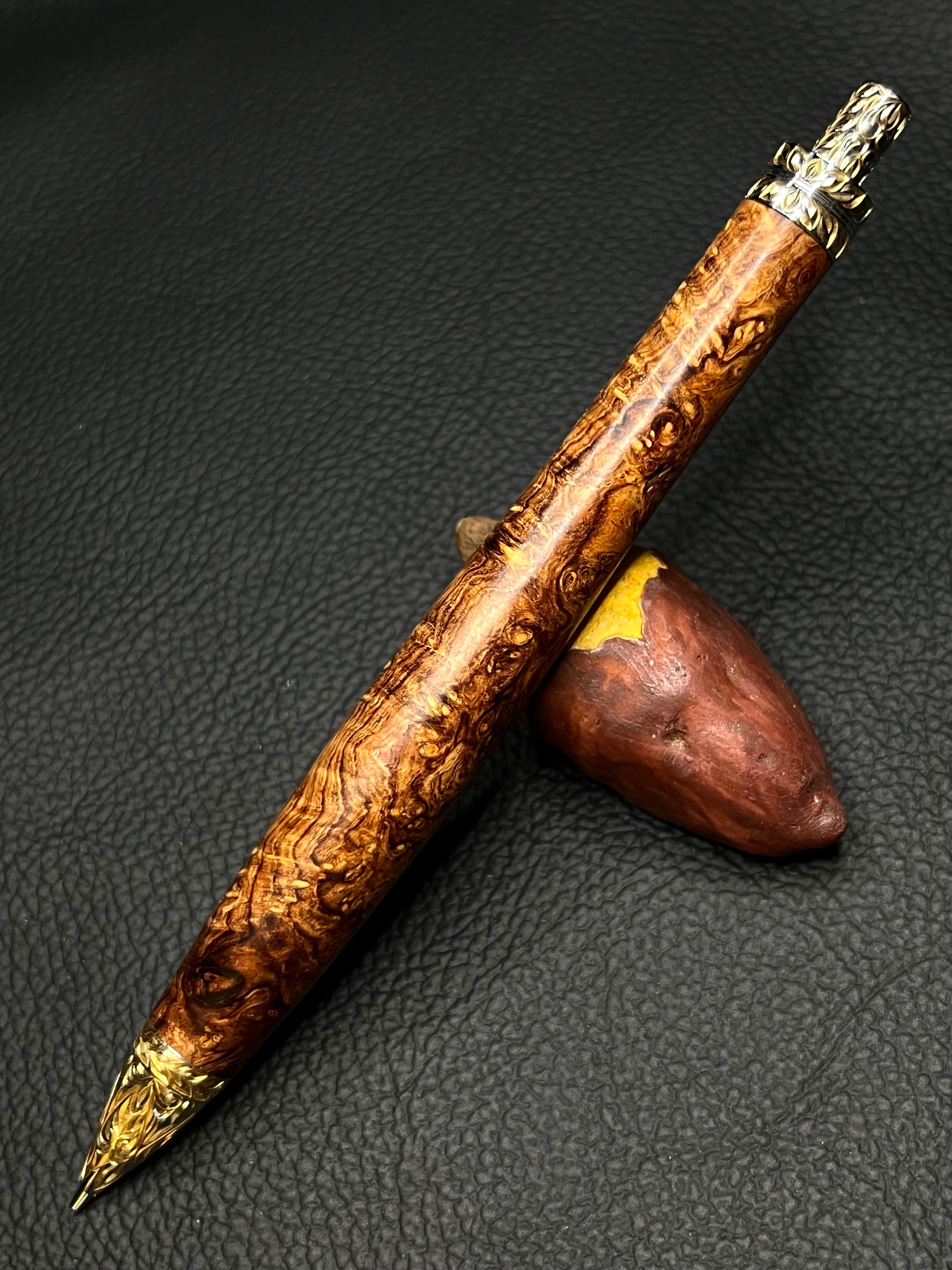 2 ゴールデンローズウッド瘤 極上杢 彫金金具 シャープペンシル