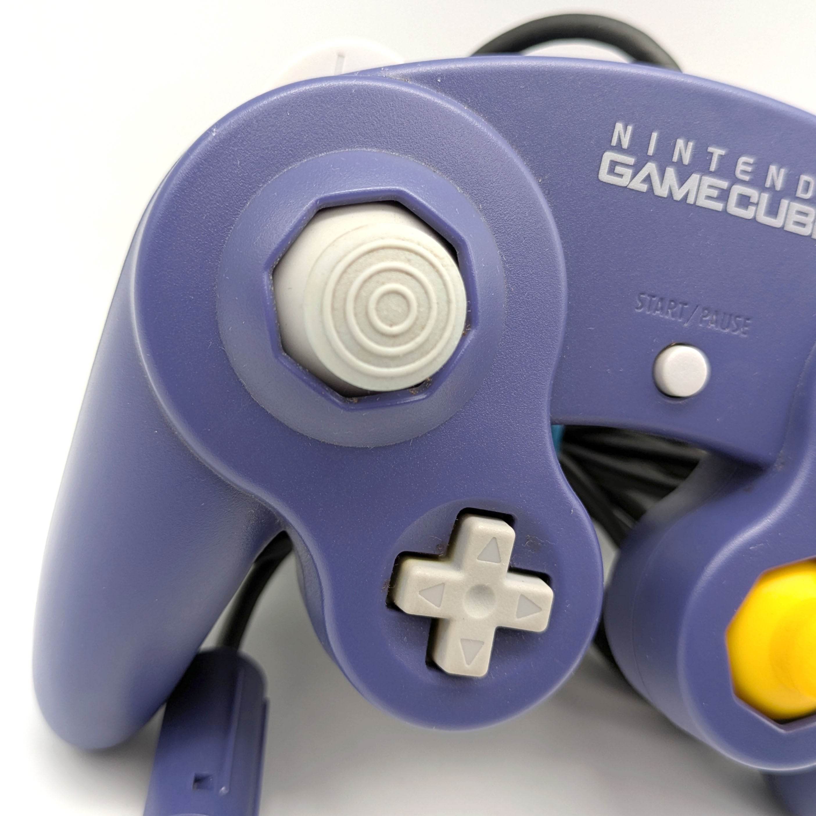 Nintendo(ニンテンドー)・任天堂・ゲームキューブ・コントローラー