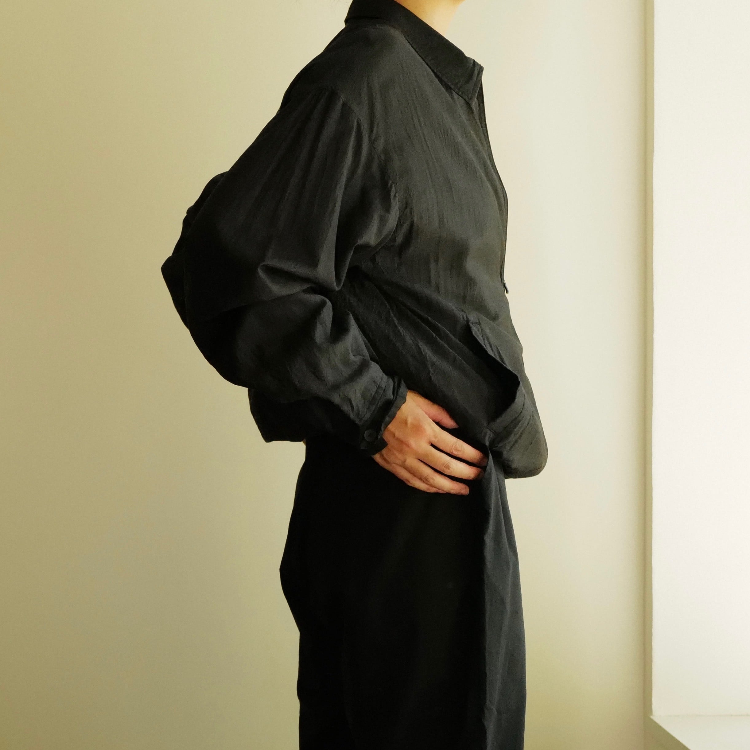 COMOLI ｜ ウールシルク スイングトップ | HJ GALLERY