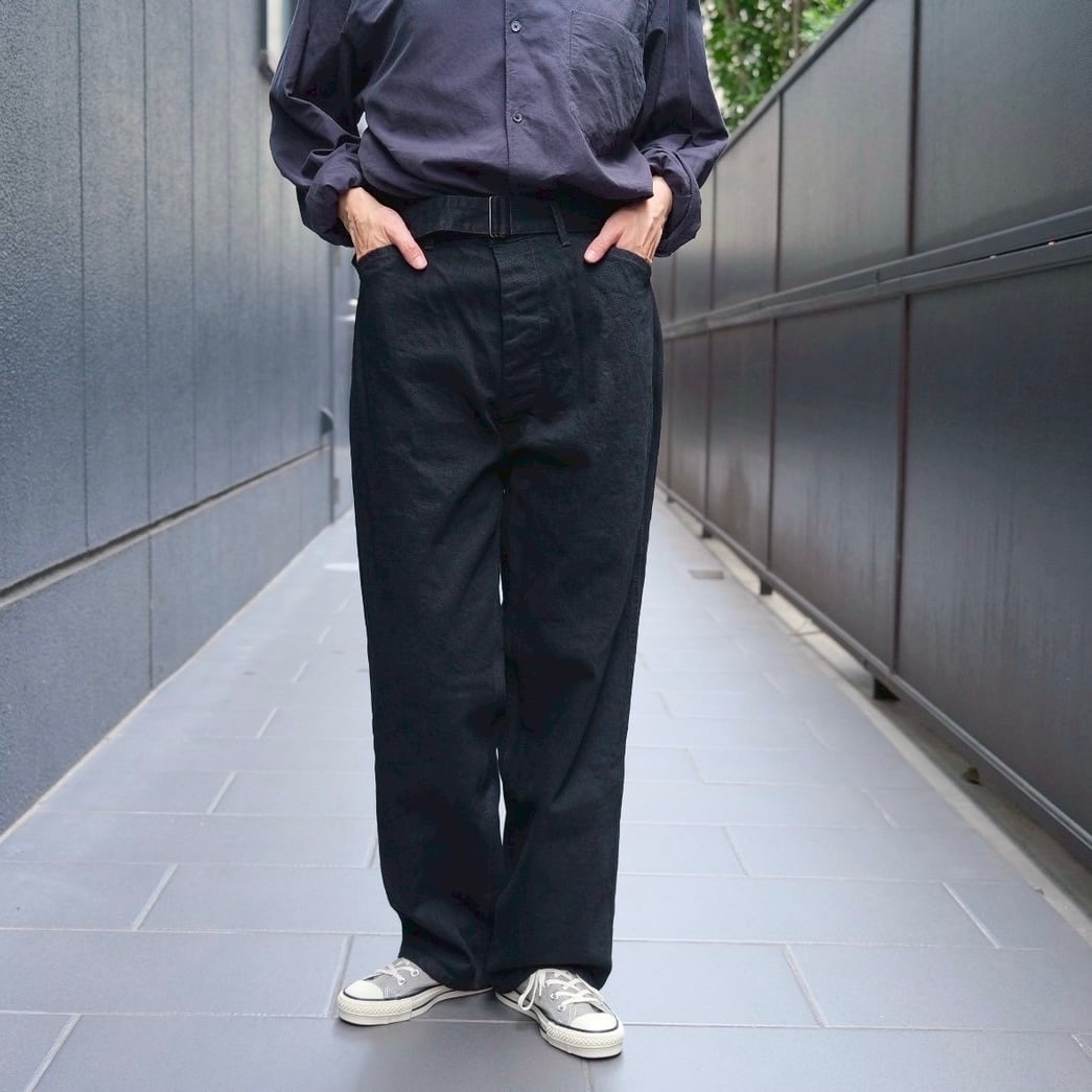 COMOLI（コモリ） ブラックデニムベルテッドパンツ C03-03001 | Pay ID