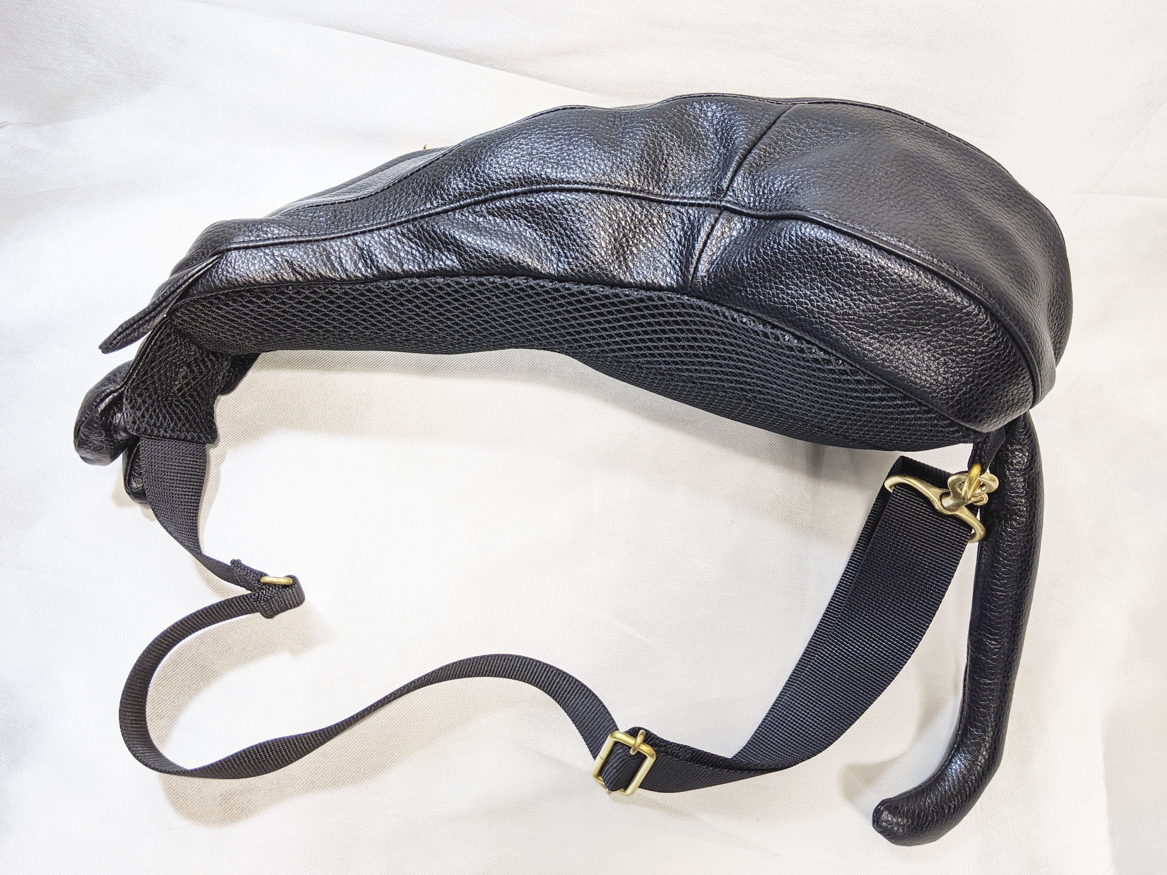 CHIGRACCI Ture-tette 「猫バッグ」黒 リアルな猫型バッグ 本革 日本製