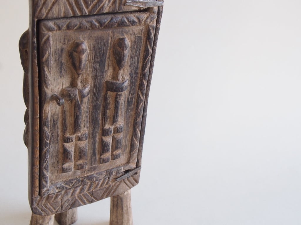 DOGON TRIBE - MEDICINE BOX | casablanca