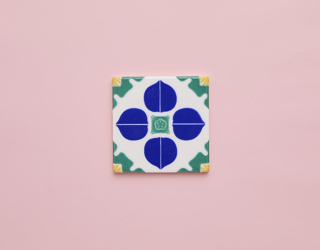 台湾マジョリカタイル「藍寶安康」枠なし | 茶嘉葉