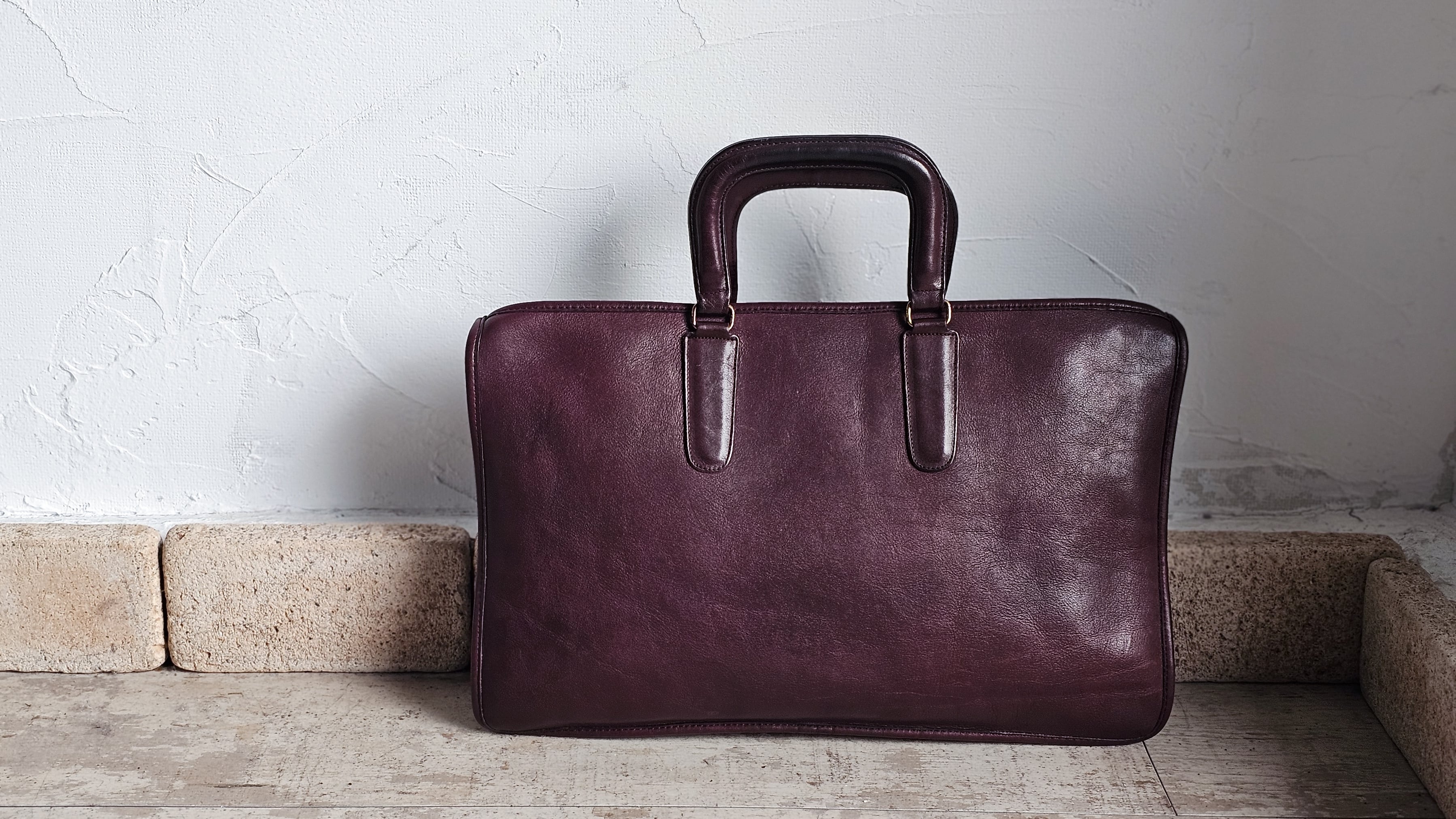 ブリーフケース | gypsophila