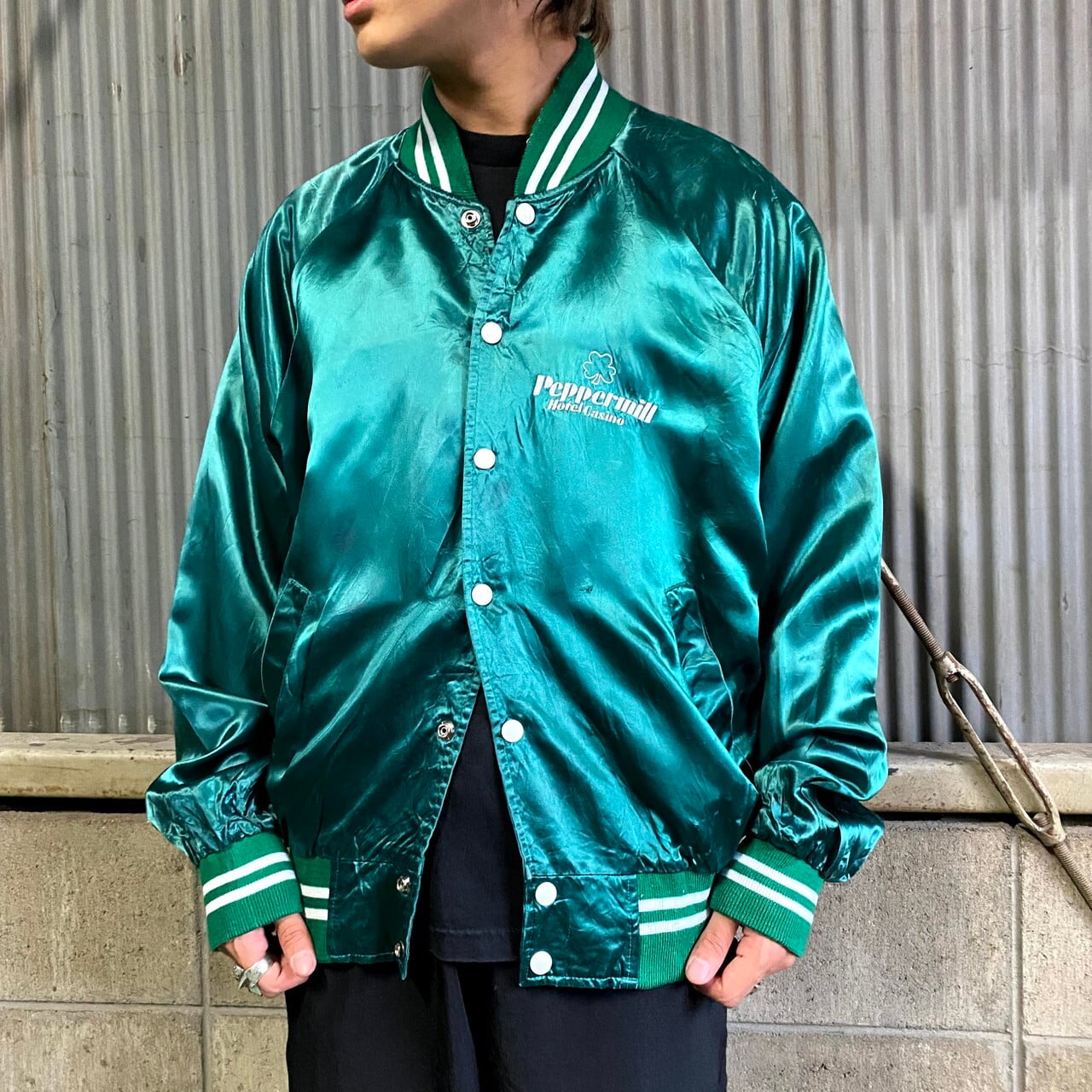 USA製 ビンテージ Hotel 企業ロゴ刺繍 サテンスタジャン メンズXL 古着