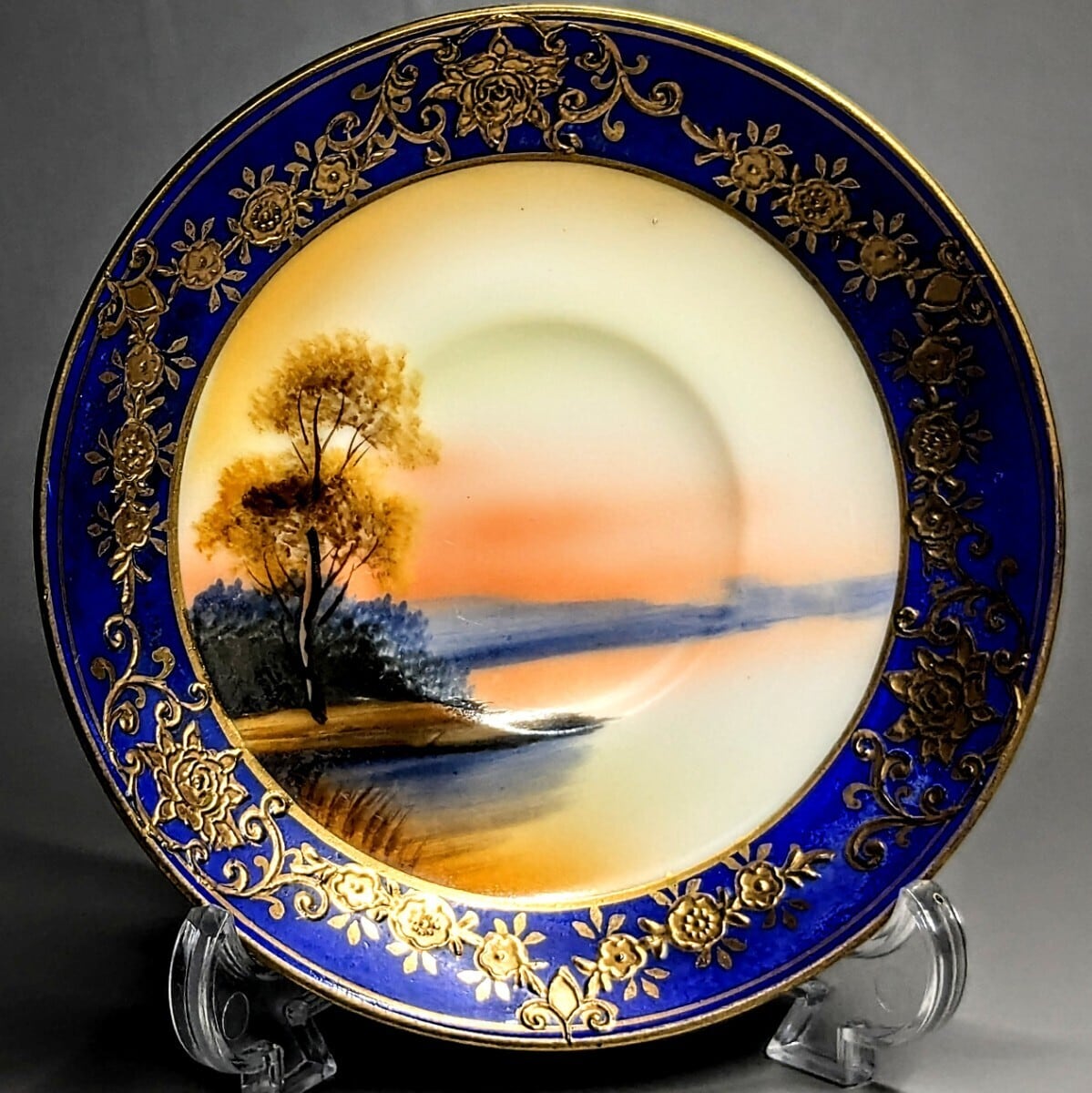 オールドノリタケ 有名パターン 金盛上藍帯イギリス 金彩湖畔白鳥風景