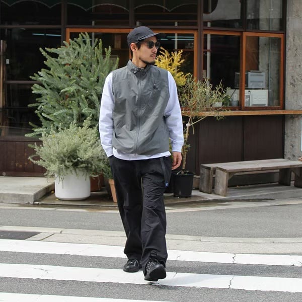 AXESQUIN modified アクシーズクインモディファイド ヘリウムベスト