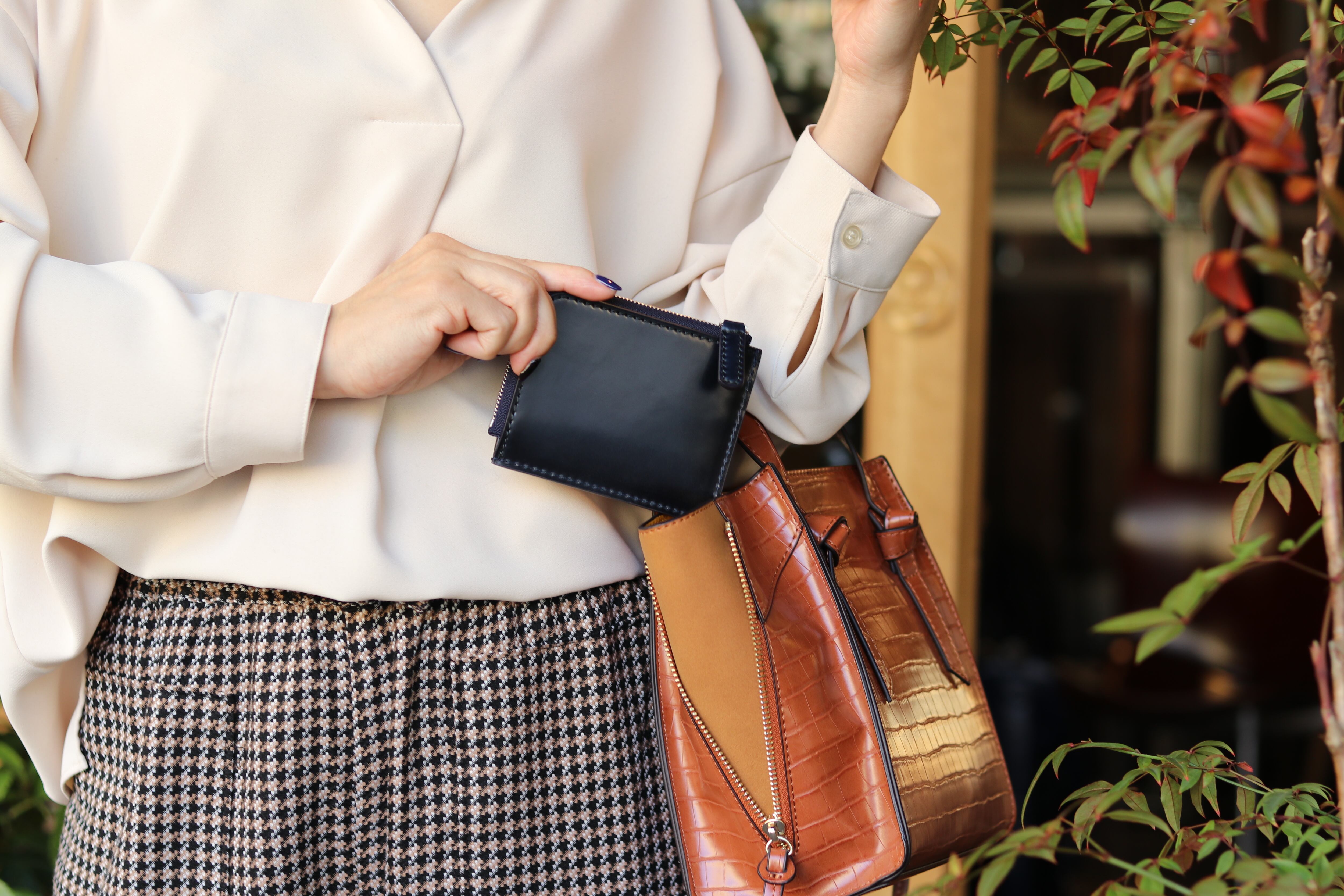 Otto Due] ミニ財布 イタリア産馬革 高級レザー コードバン L字