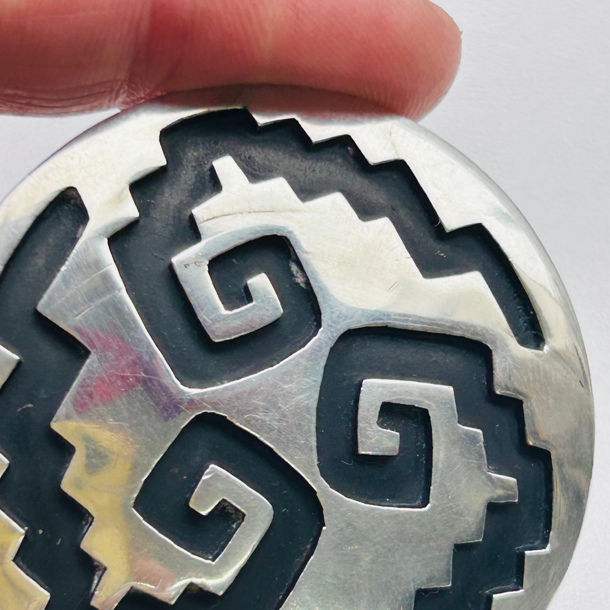 Mexico シルバー925 トライバル丸ブローチ | Milo Antiques & Vintage