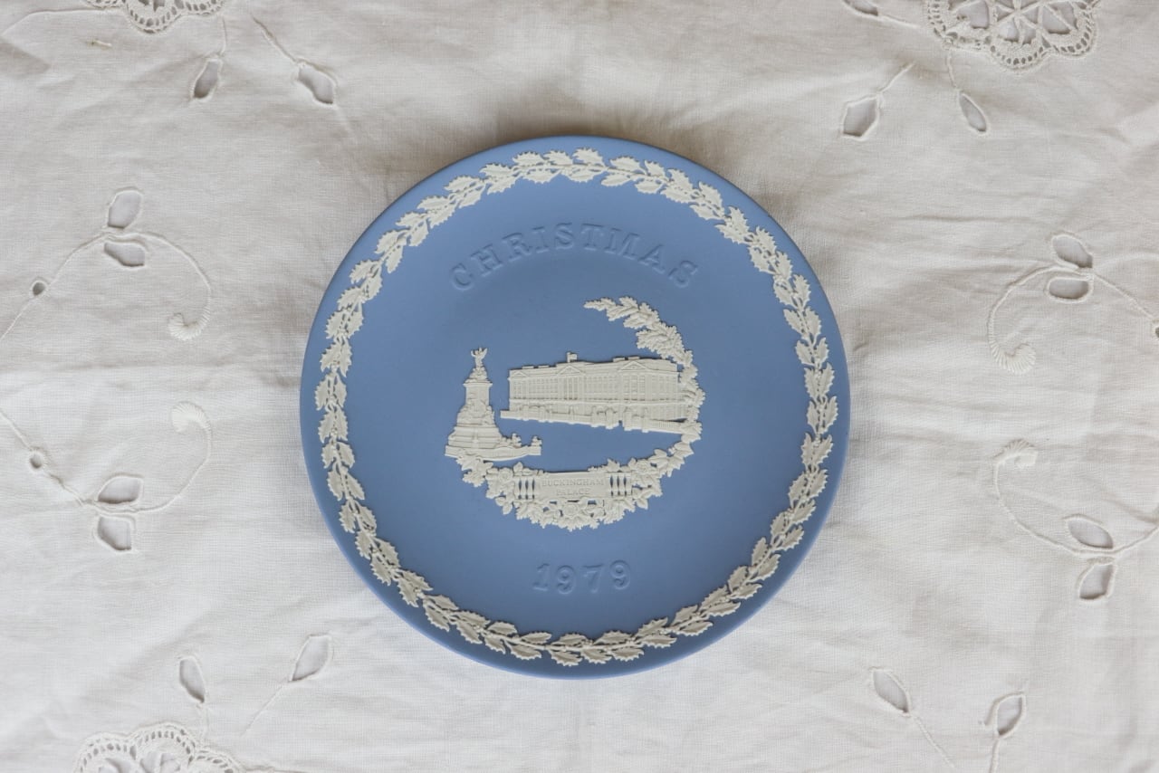 クリスマス イヤープレート ウェッジウッド ジャスパー 1979年