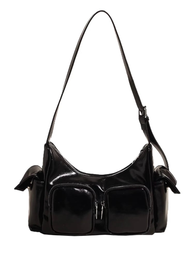 デザイン性と機能性を兼ね備えた優秀バッグ マルチポケットワン