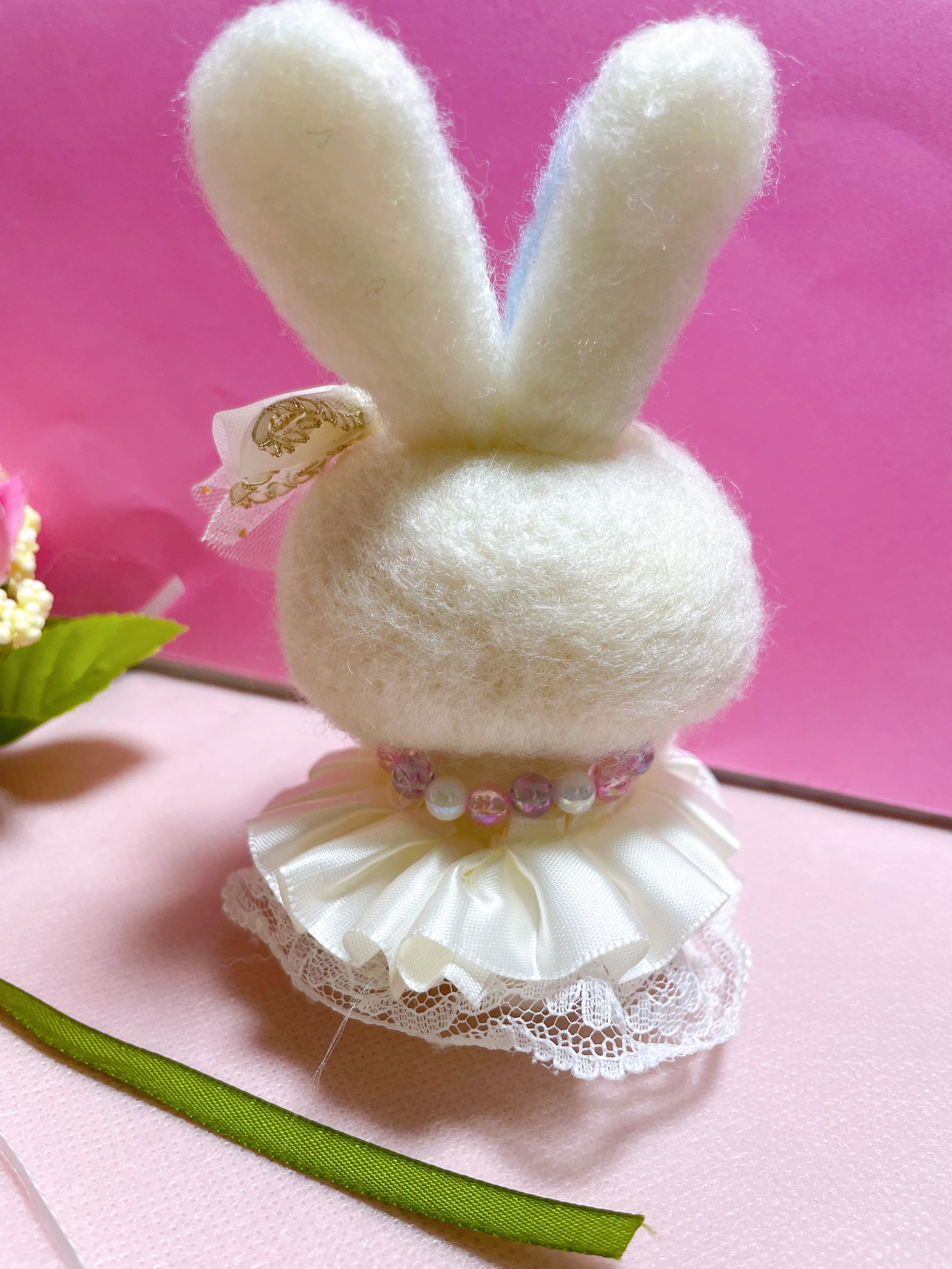 羊毛フェルトぬいぐるみ アイドルに憧れるうさぎちゃん | 羊毛フェルト