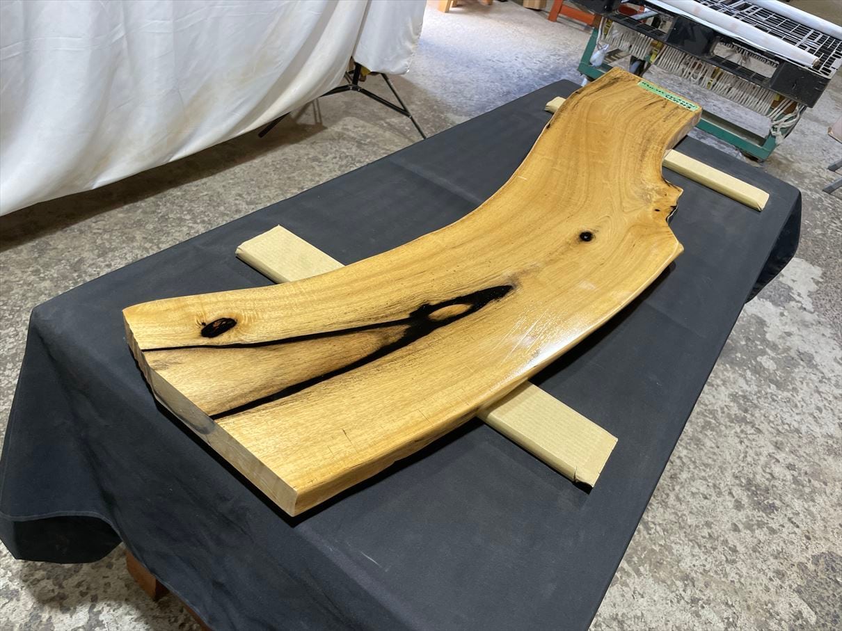 黒柿 | 銘木無垢材一枚板の来宝綜合銘木工業株式会社オンラインストア