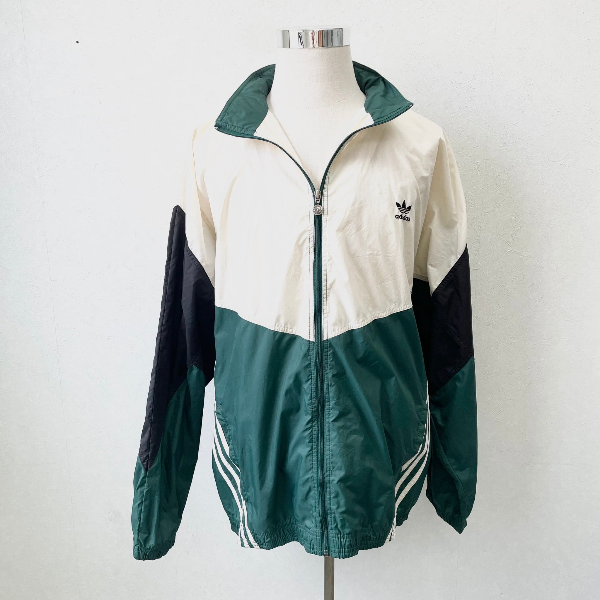 常田大希さん着用】アディダス ナイロンジャケット 刺繡ロゴ フード