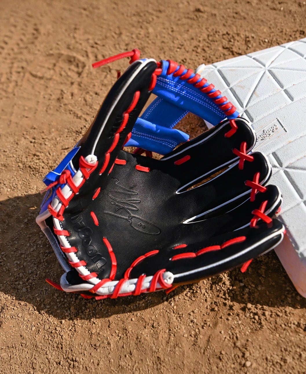 37667f37e62124c3365df1c940ac44