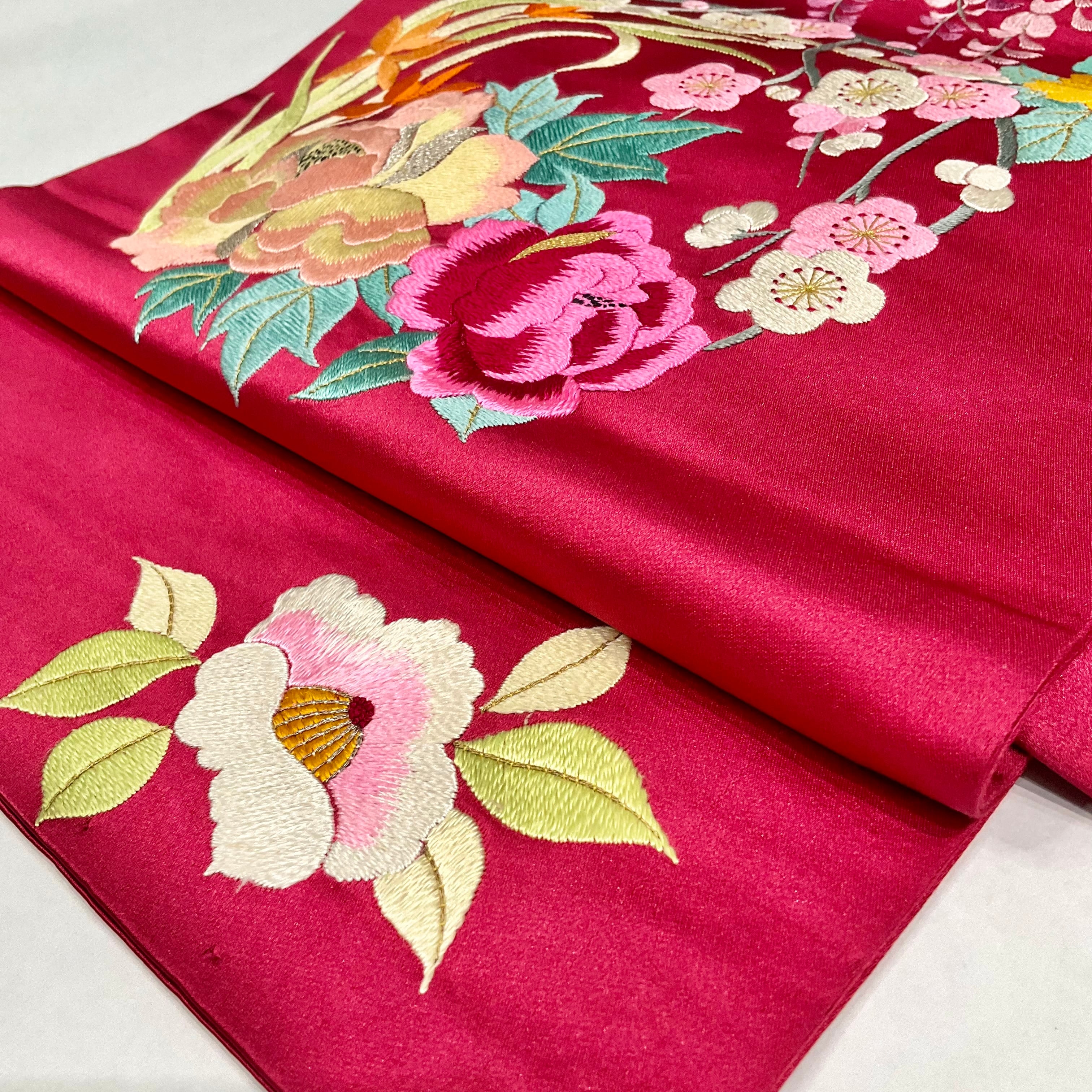 四季折々の花丸刺繍 ピンクレッド 繻子＊アンティーク名古屋帯 A157
