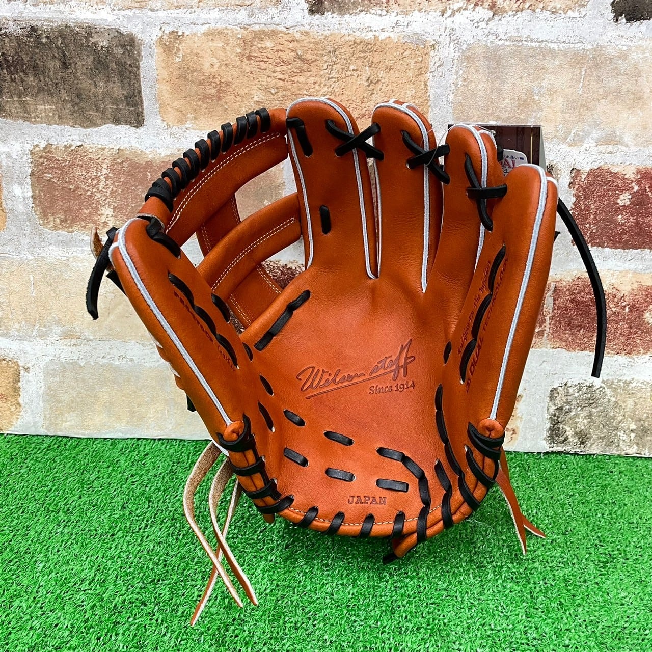 2025年最新モデル！Wilson D5型 硬式グローブ WBW102895 WBW102896