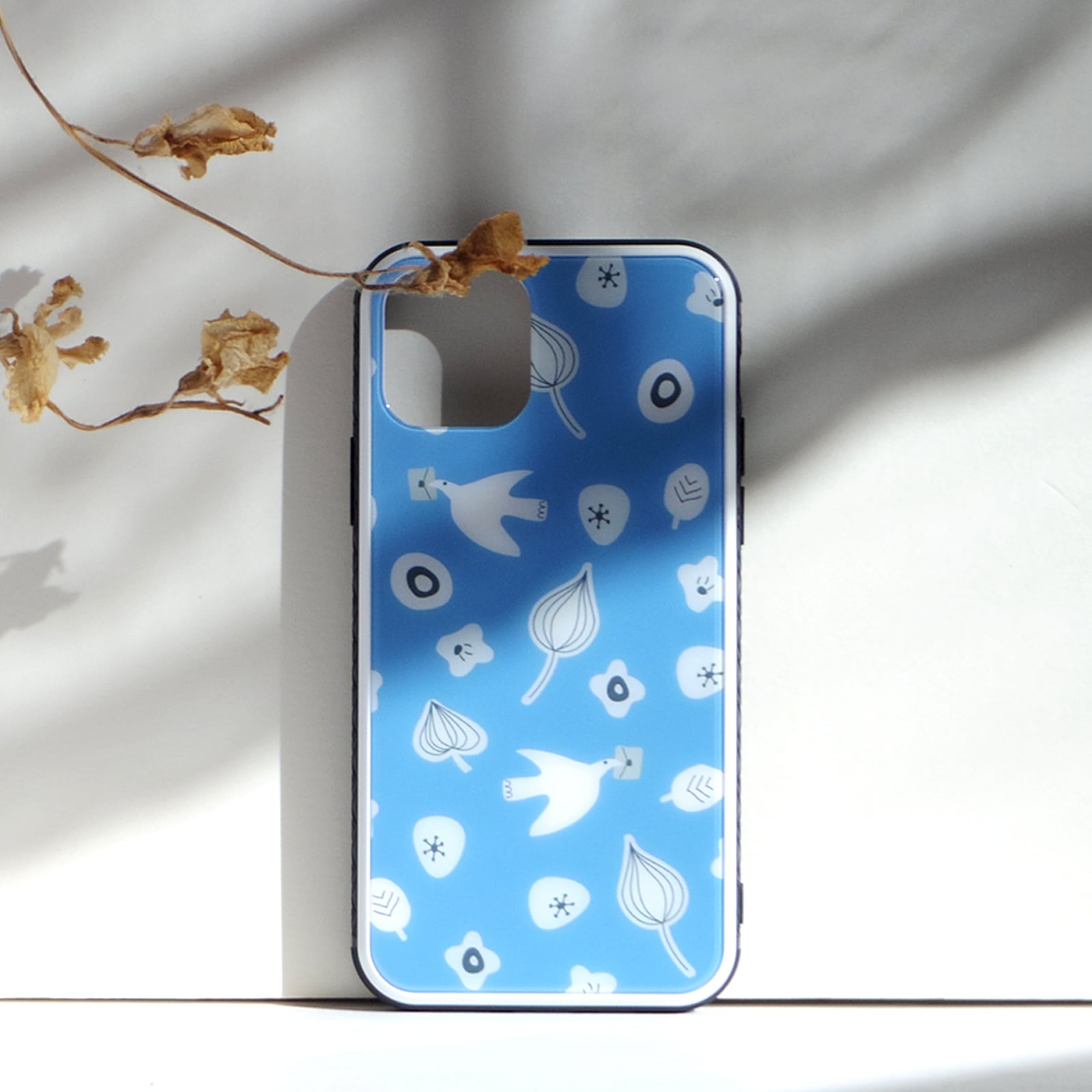 スマホケース 強化ガラスケース 北欧 鳥 花柄 iPhone16/17/15/SE3