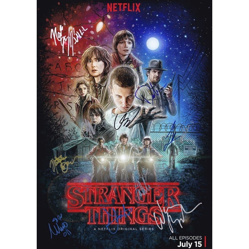 Stranger Things(ストレンジャーシングス) 【10名直筆サイン入りミニ