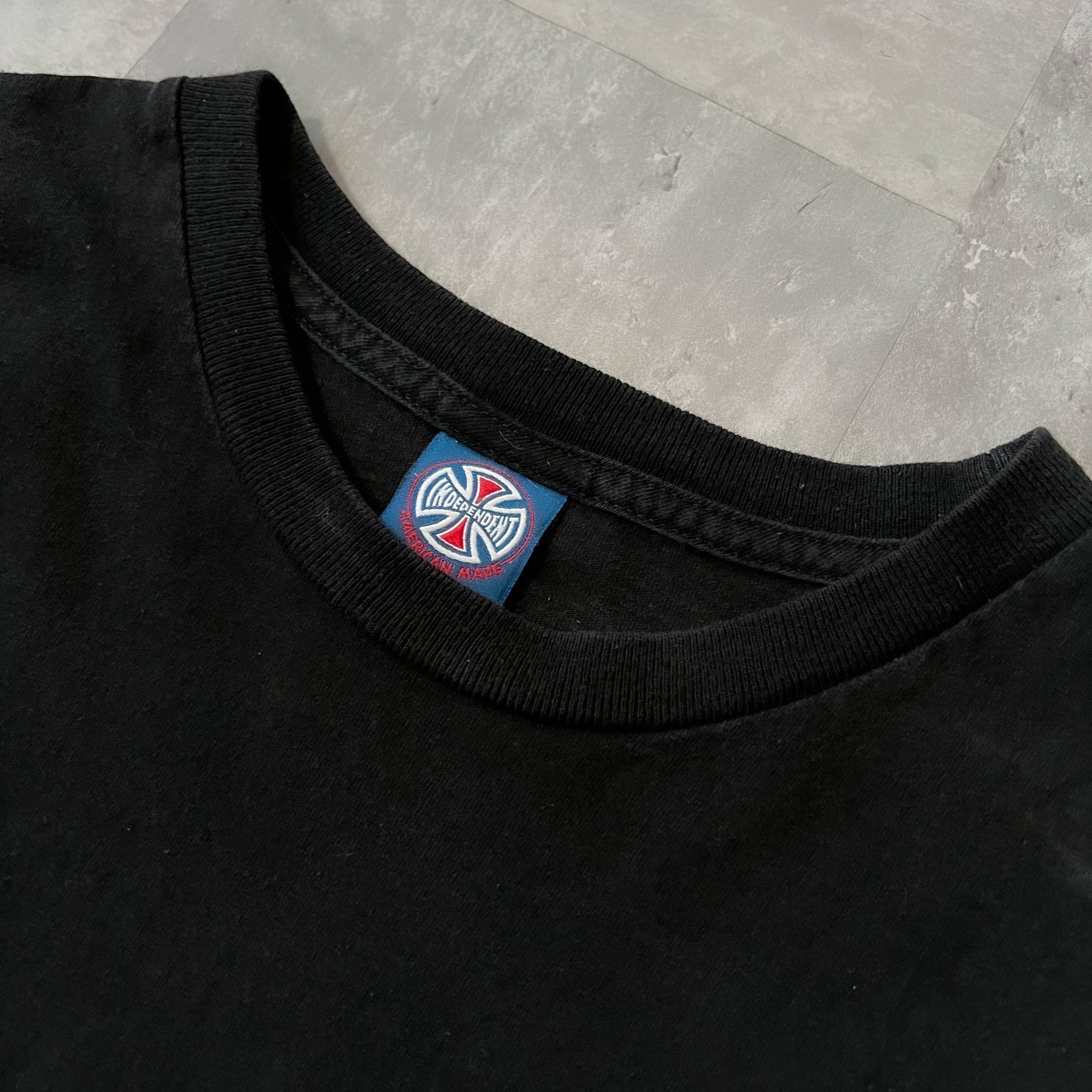 Early 00s “independent” iron cross logo tee XL made in USA