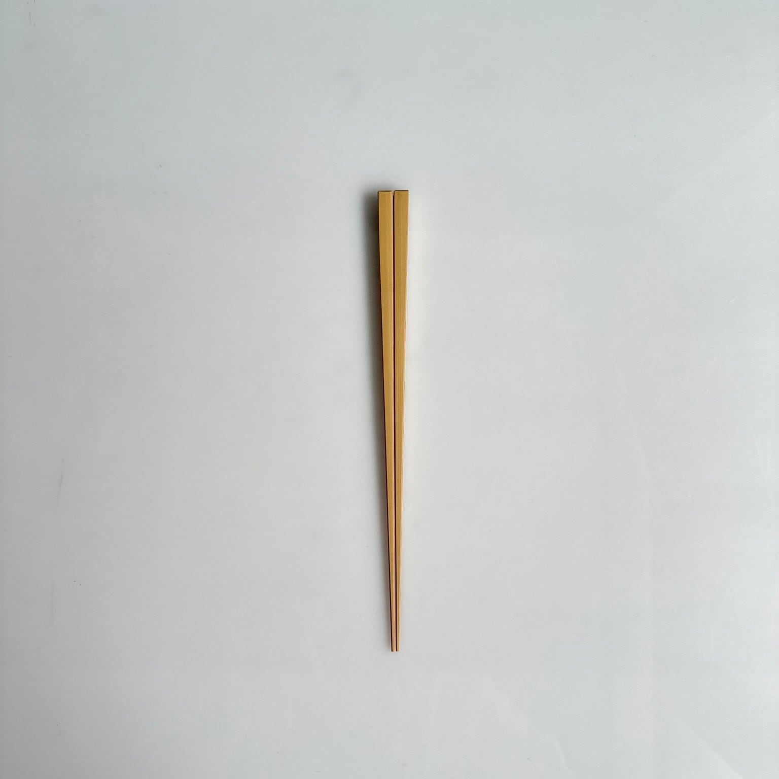 高野竹工 極細箸 燻し煤竹 摺り漆 22.5cm | gallery 一白