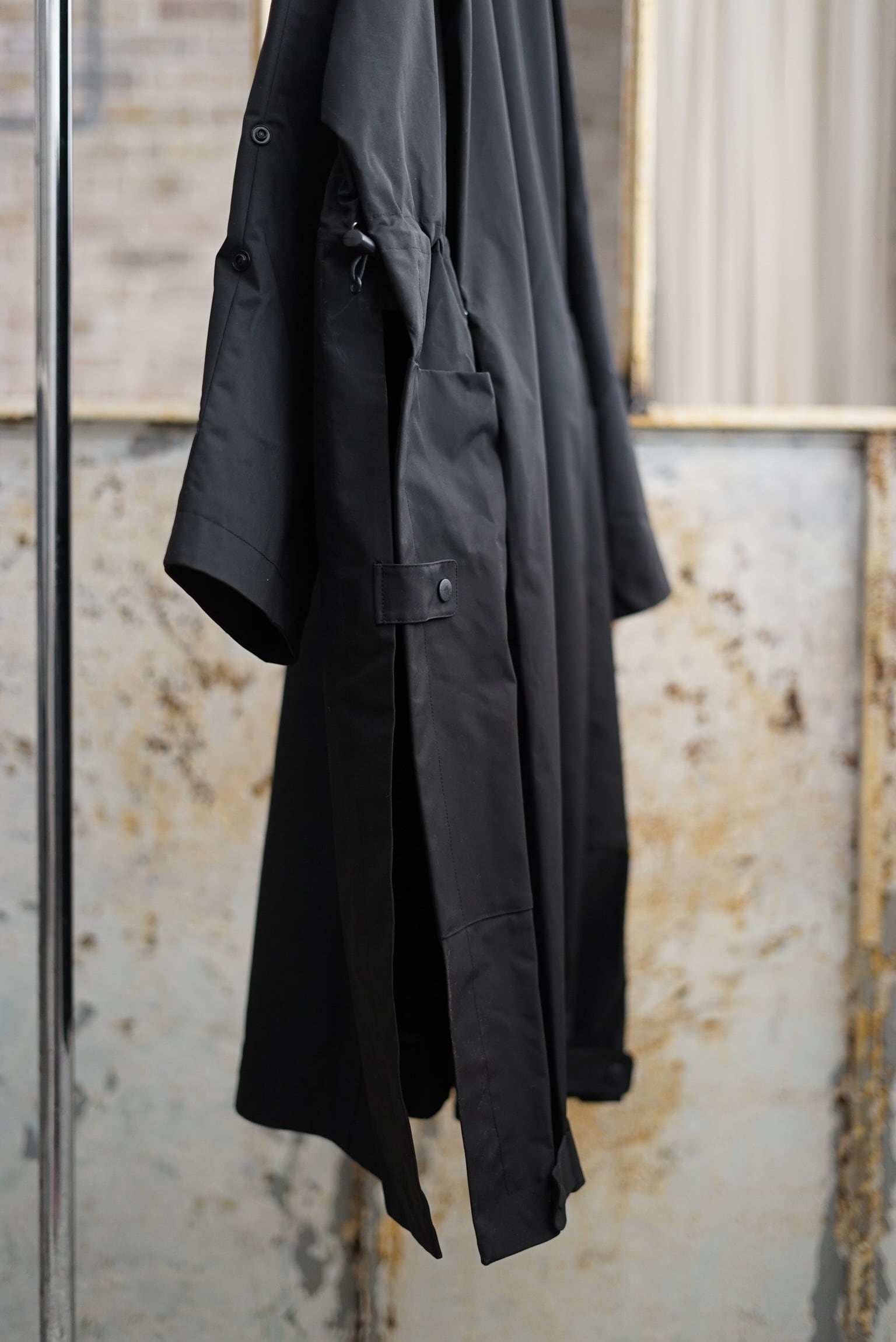 JUN MIKAMI×WILD THINGS / シェルコート（black / camouflage