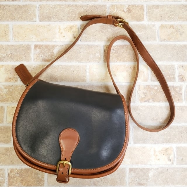 オールドコーチ ☆ USA製 レザー フラップ ショルダーバッグ バイ