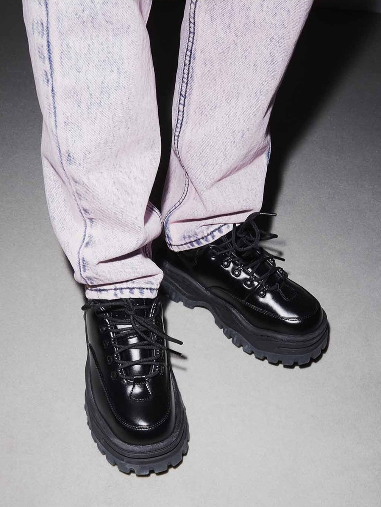 UNEEK BASEMNT - Discover independent style.