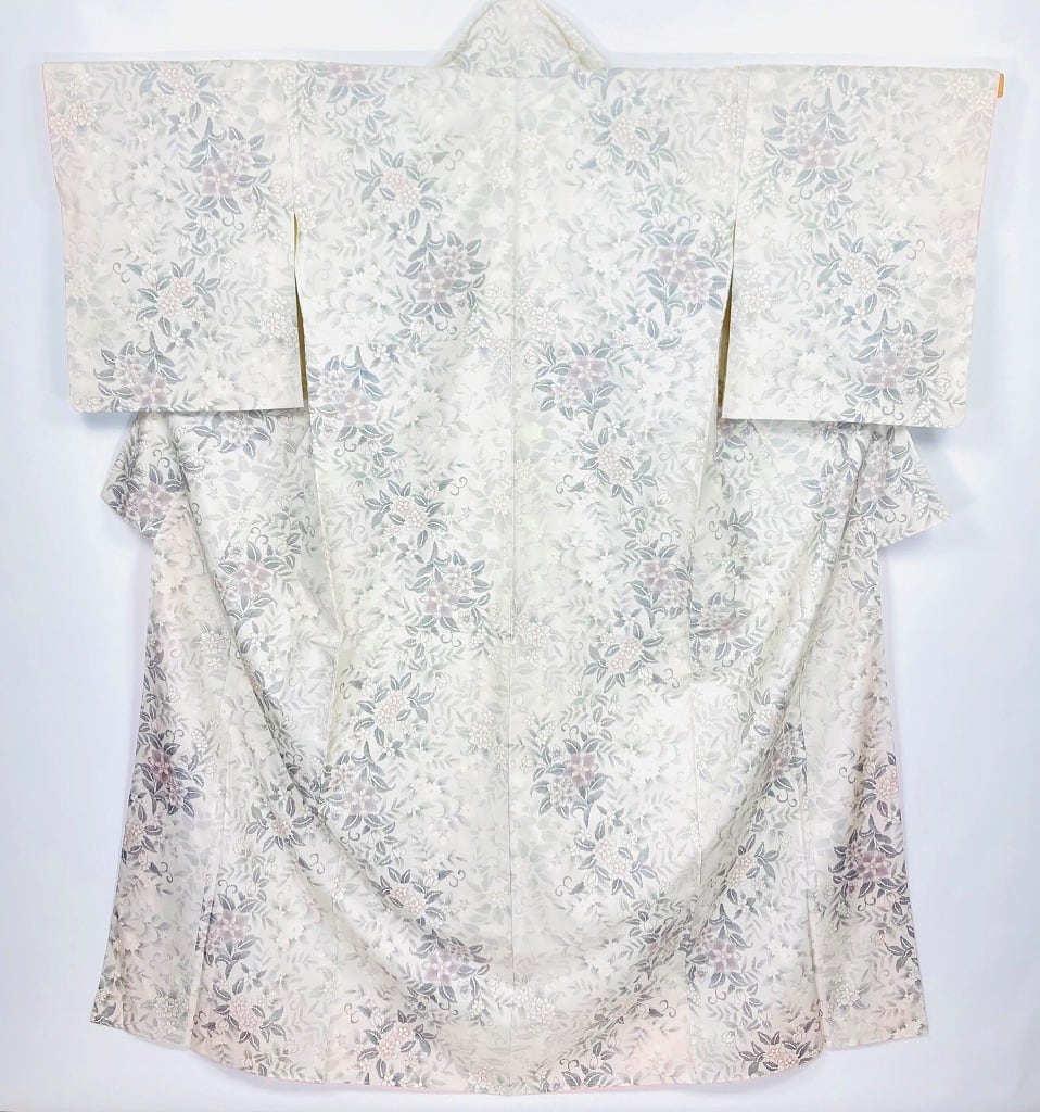 未使用 白大島 9ﾏﾙｷ 本場大島紬 花柄 白 紫 ピンク グレー 793