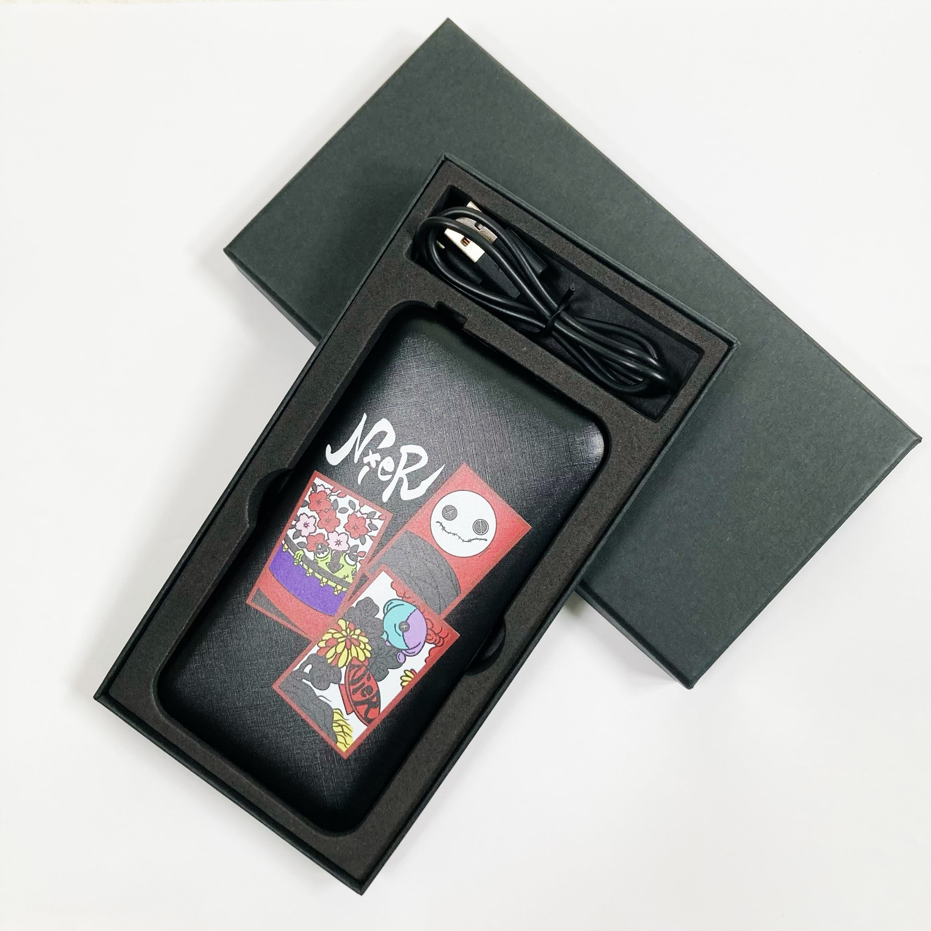 薄型×大容量 内蔵ケーブル 花札デザインモバイルバッテリー【10000mAh