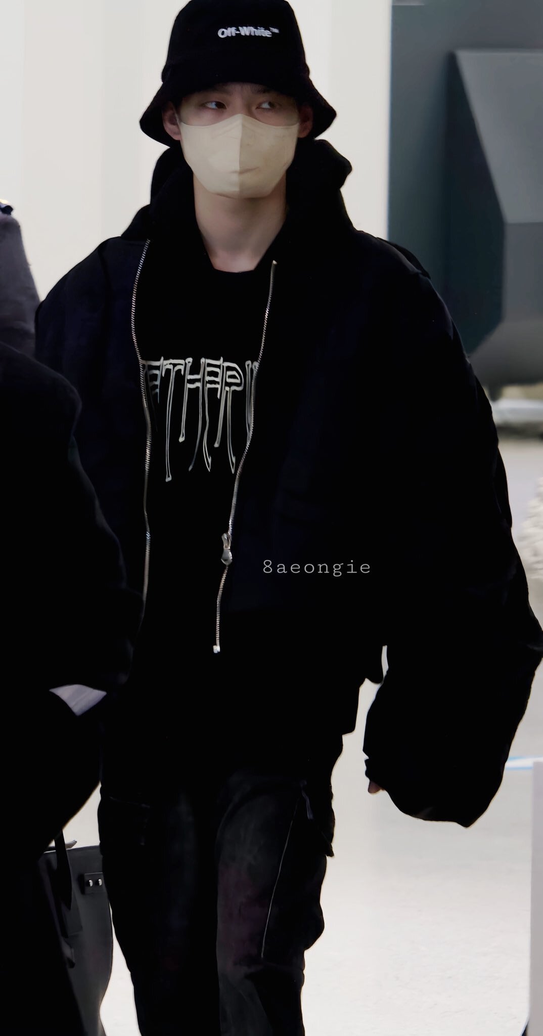 BLACK遂に再入庫！！☆NCT DREAM チョンロ / TXT ボムギュ 着用